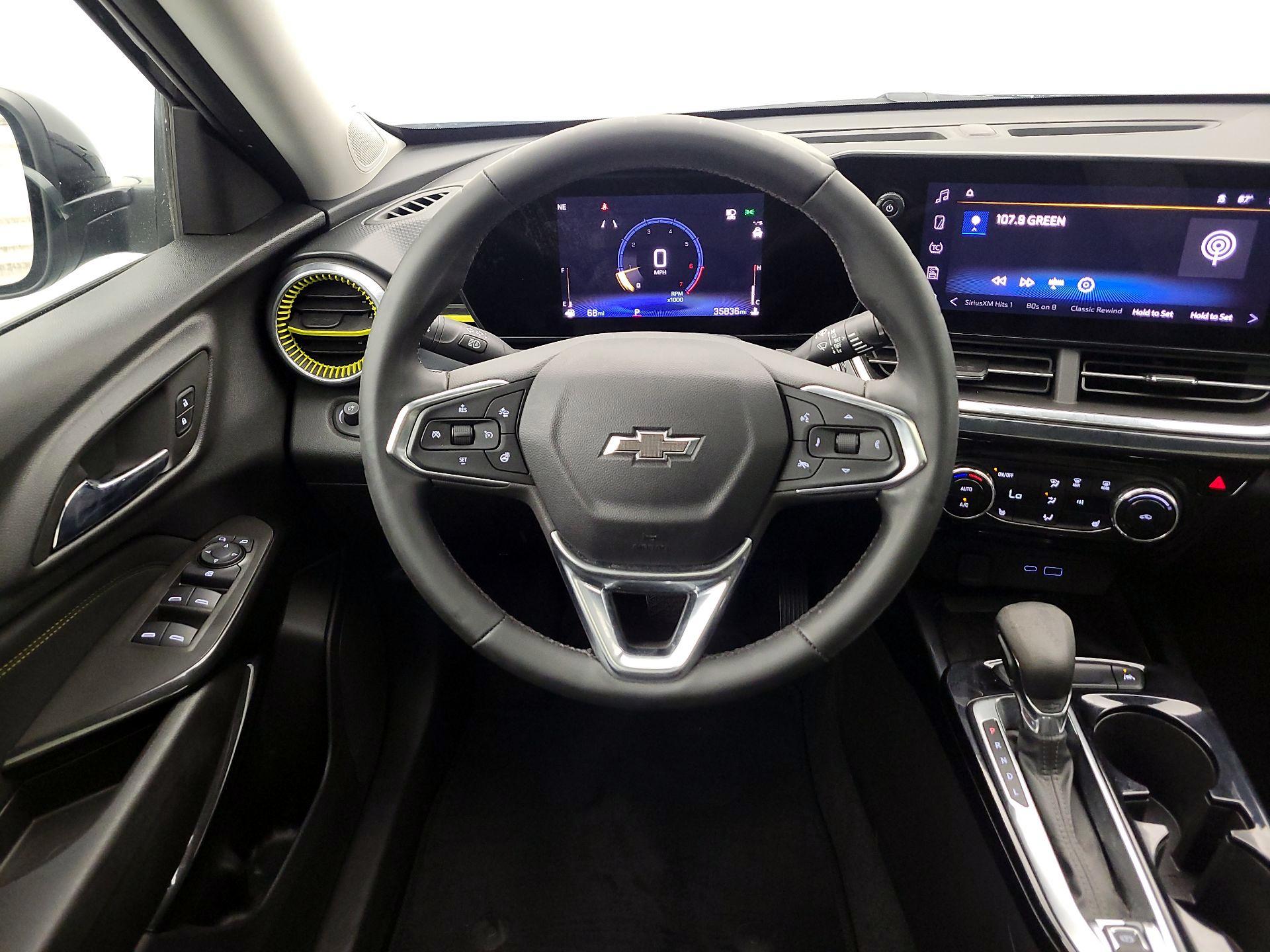 Thumbnail: 2024 Chevrolet Trax - 10