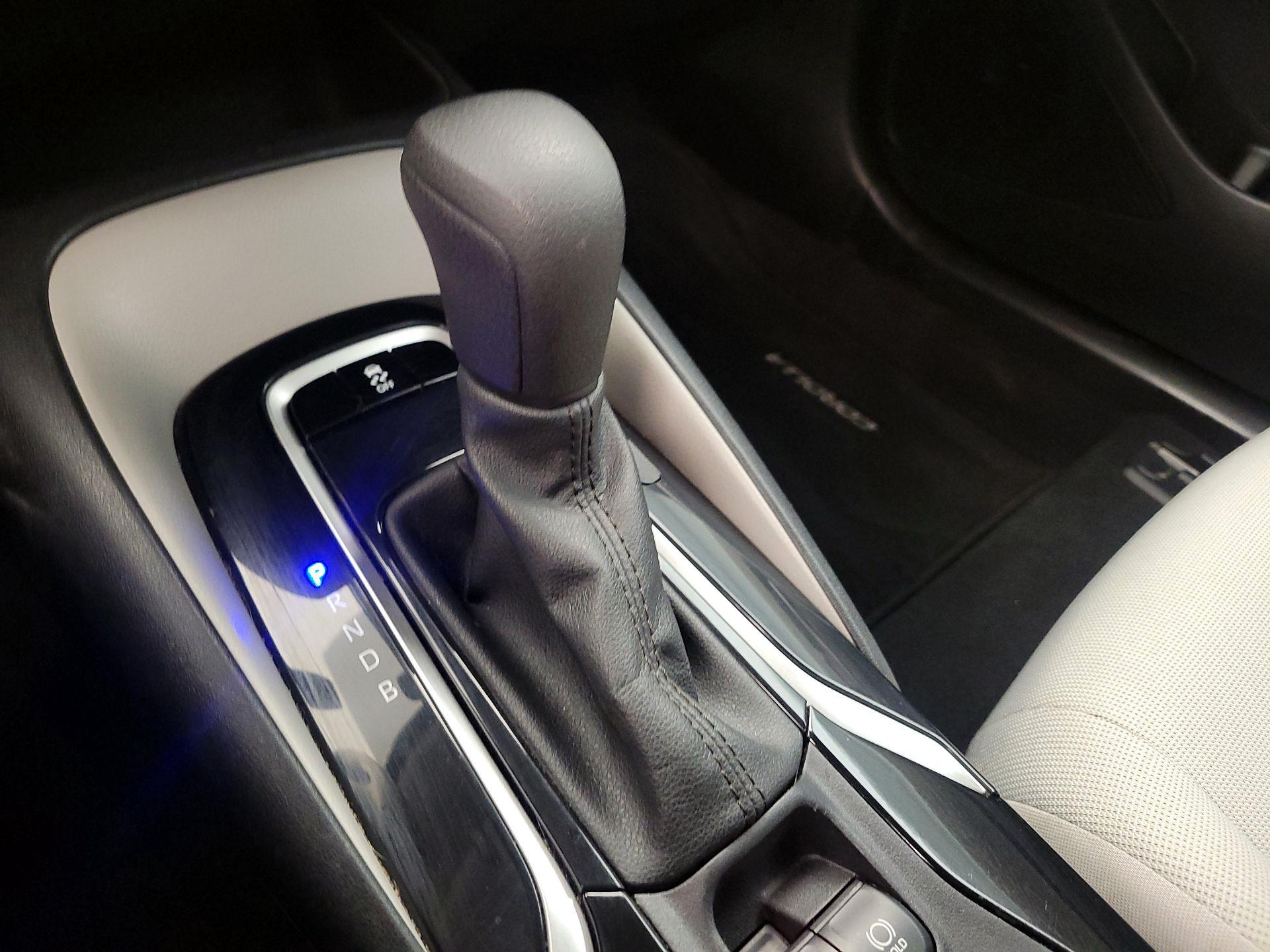 Thumbnail: 2021 Toyota Corolla - 17