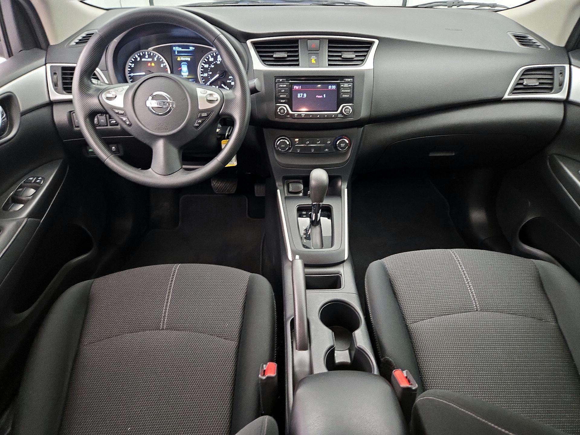 Thumbnail: 2018 Nissan Sentra - 9