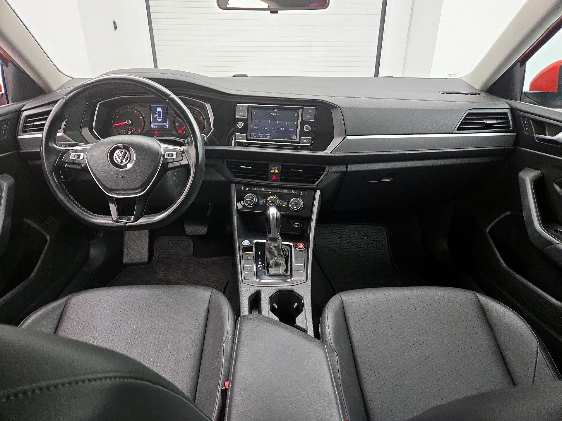 Thumbnail: 2019 Volkswagen Jetta - 9