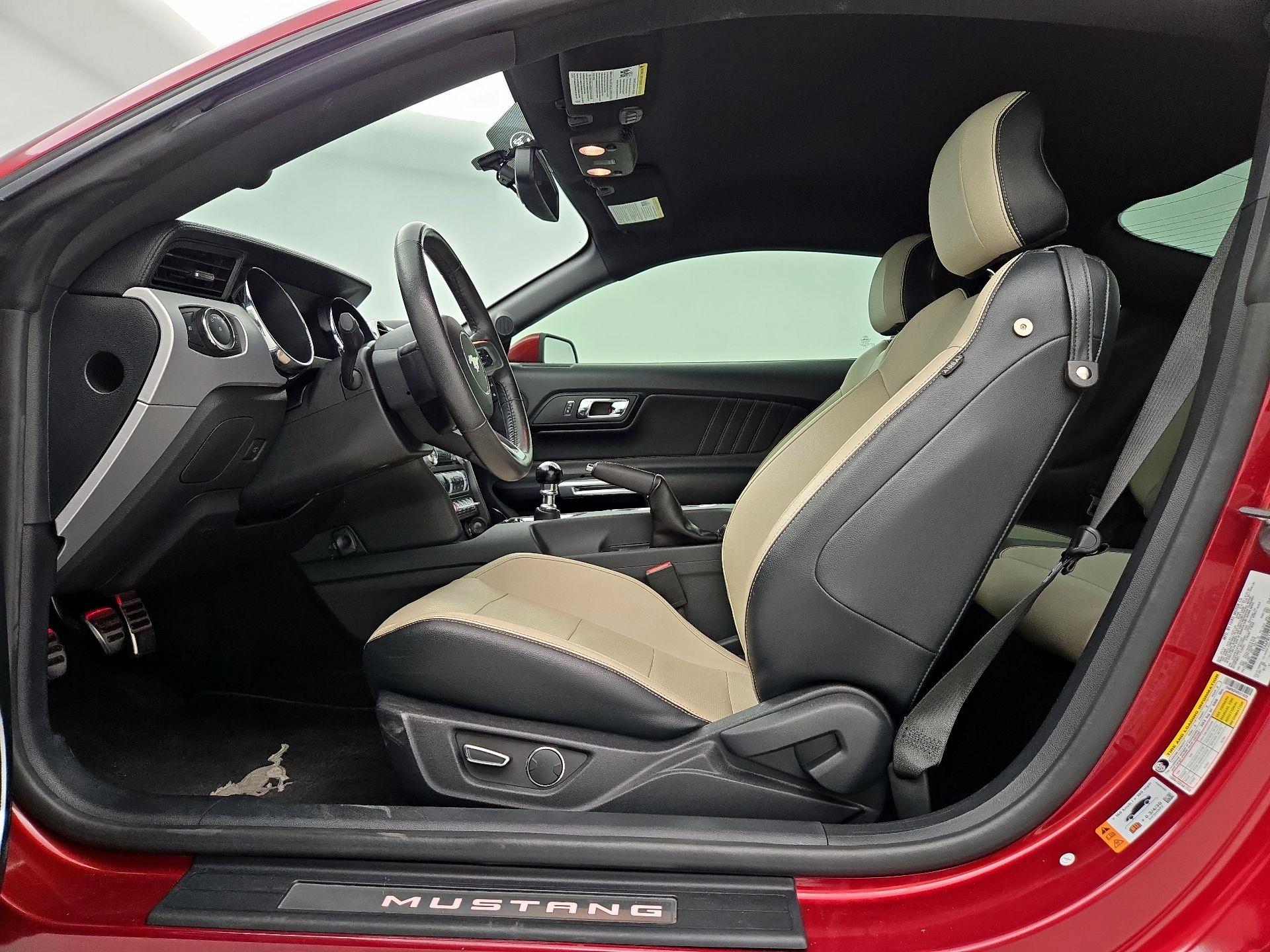 Thumbnail: 2015 Ford Mustang - 9