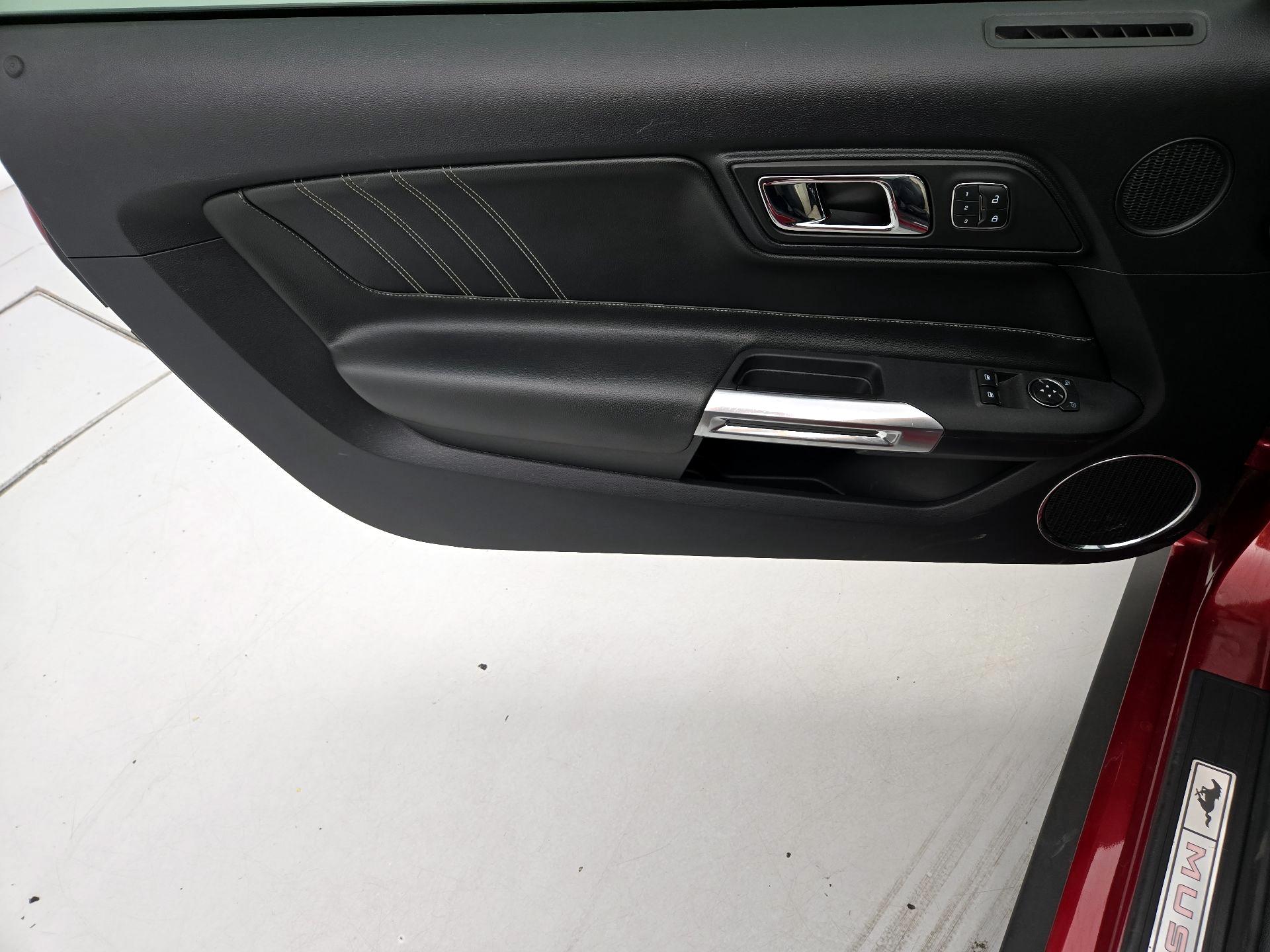 Thumbnail: 2015 Ford Mustang - 10