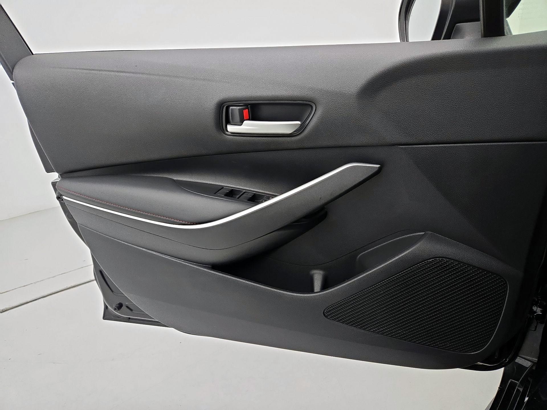 Thumbnail: 2022 Toyota Corolla - 12