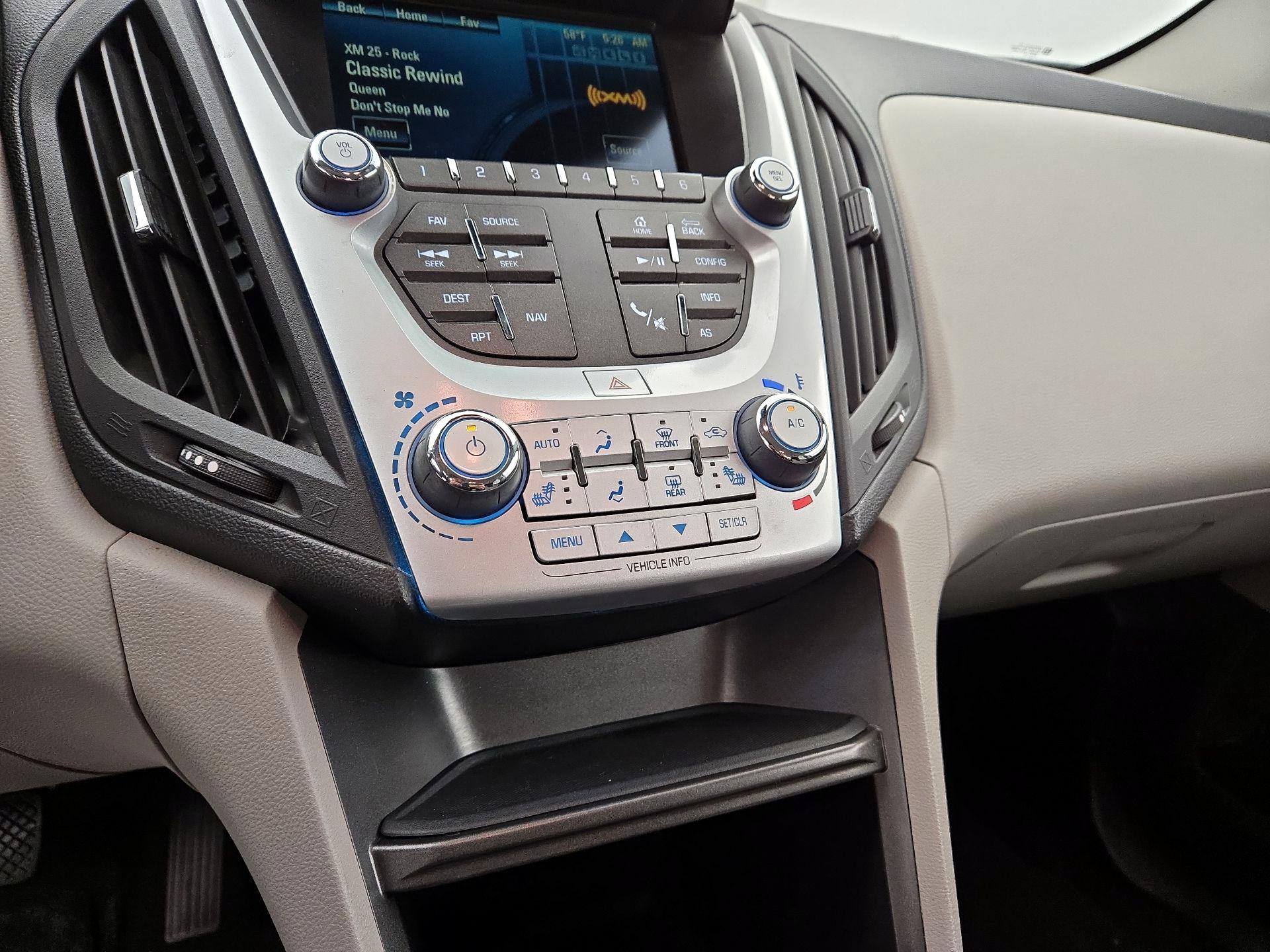 Thumbnail: 2017 Chevrolet Equinox - 17