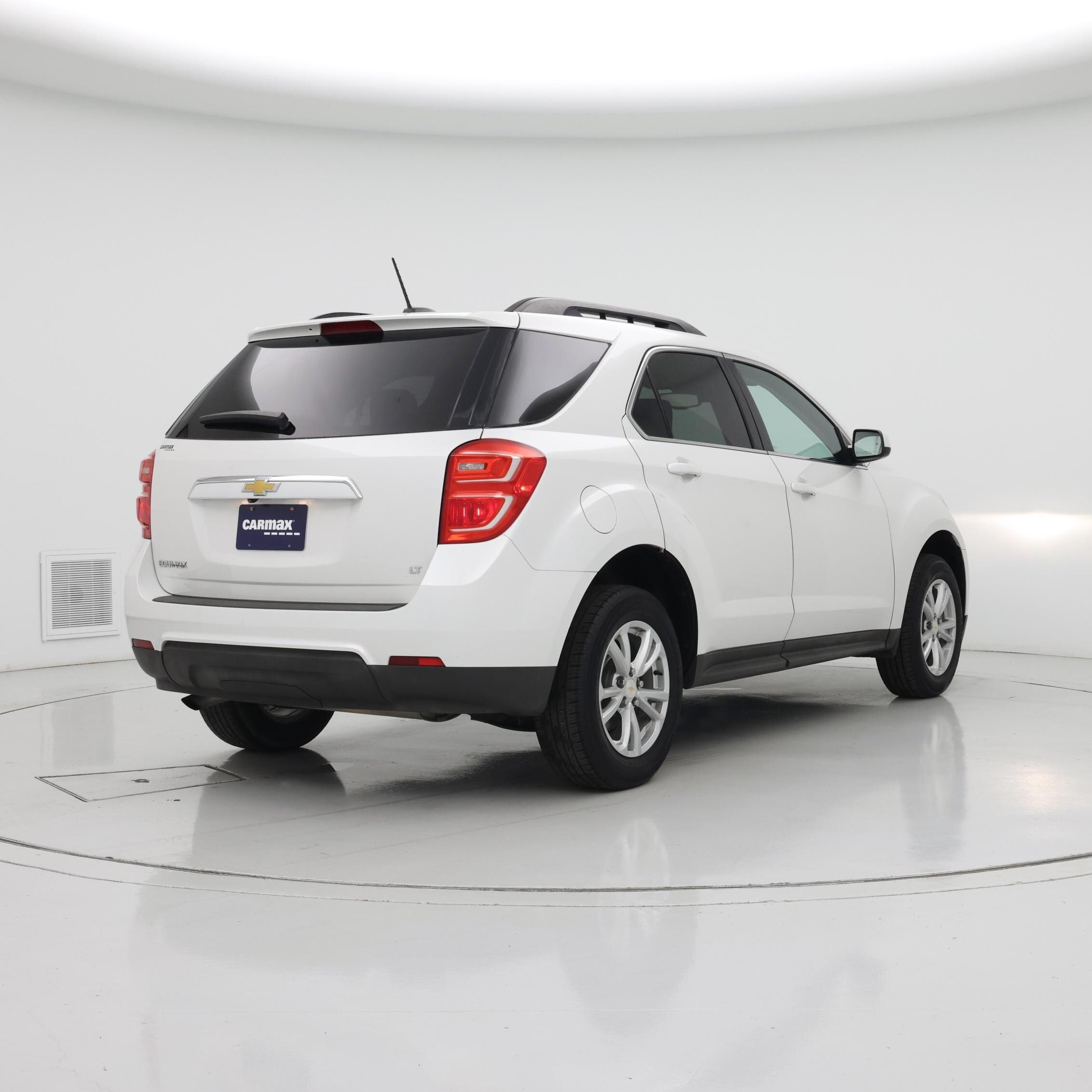 Thumbnail: 2017 Chevrolet Equinox - 8