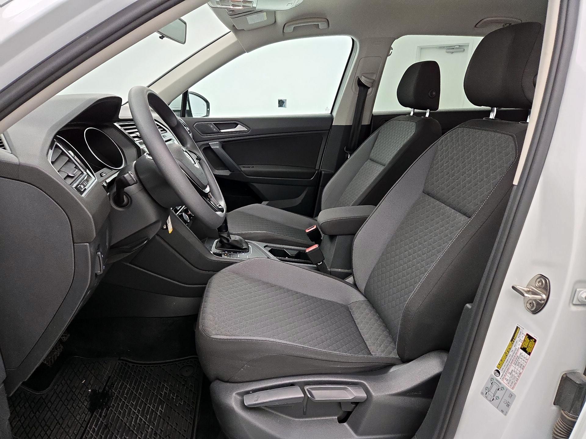 Thumbnail: 2019 Volkswagen Tiguan - 11