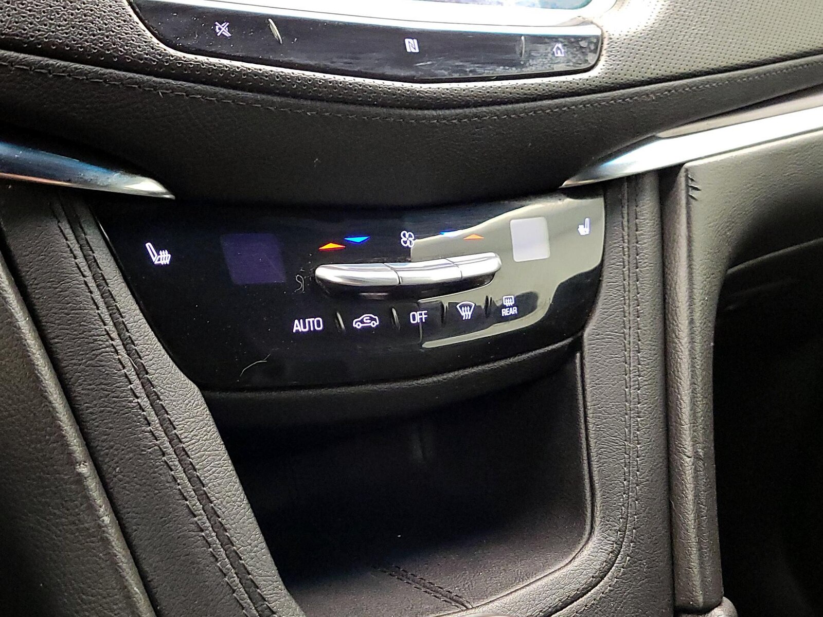 2021 Cadillac XT5 Luxury - Photo 17
