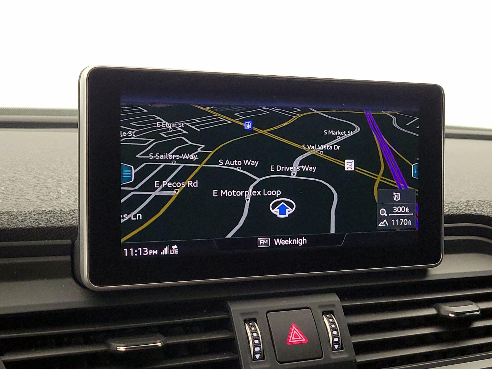 Thumbnail: 2020 Audi SQ5 - 14