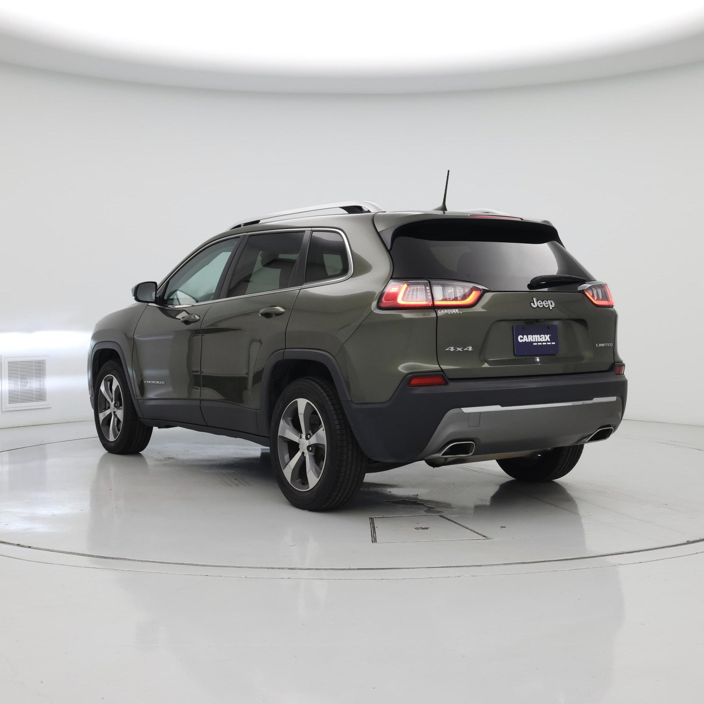 Thumbnail: 2019 Jeep Cherokee - 2