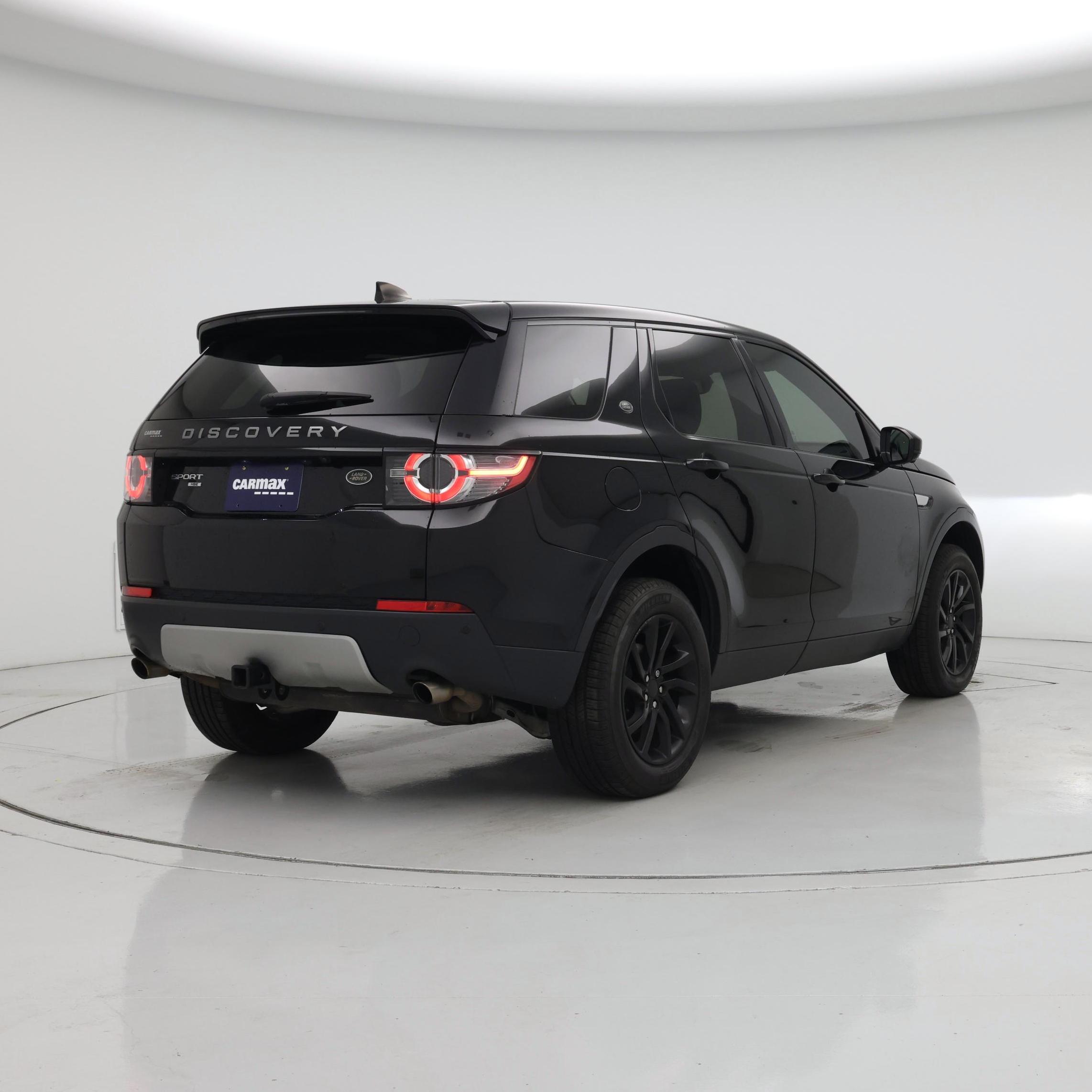 Thumbnail: 2017 Land Rover Discovery Sport - 8