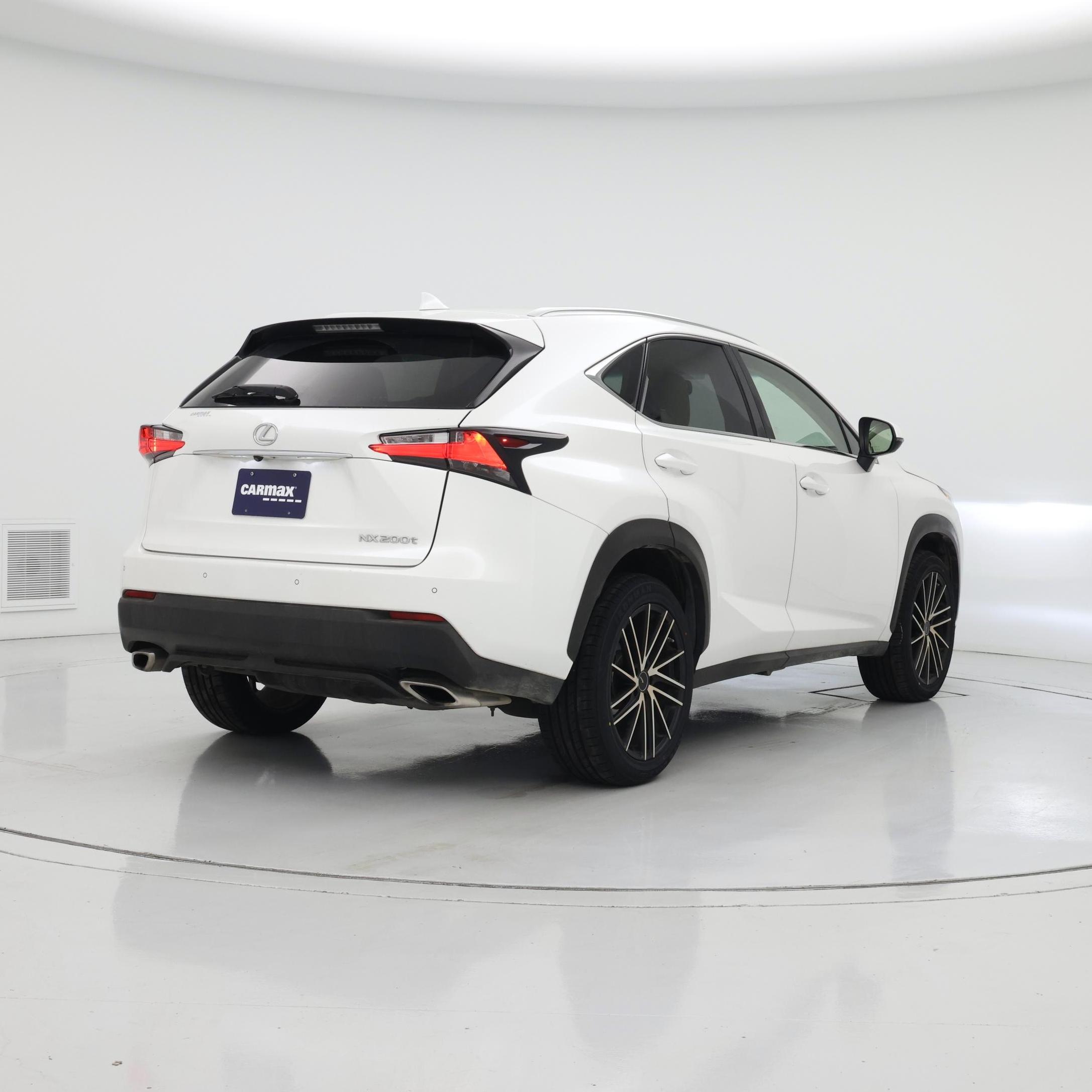 Thumbnail: 2015 Lexus NX - 8