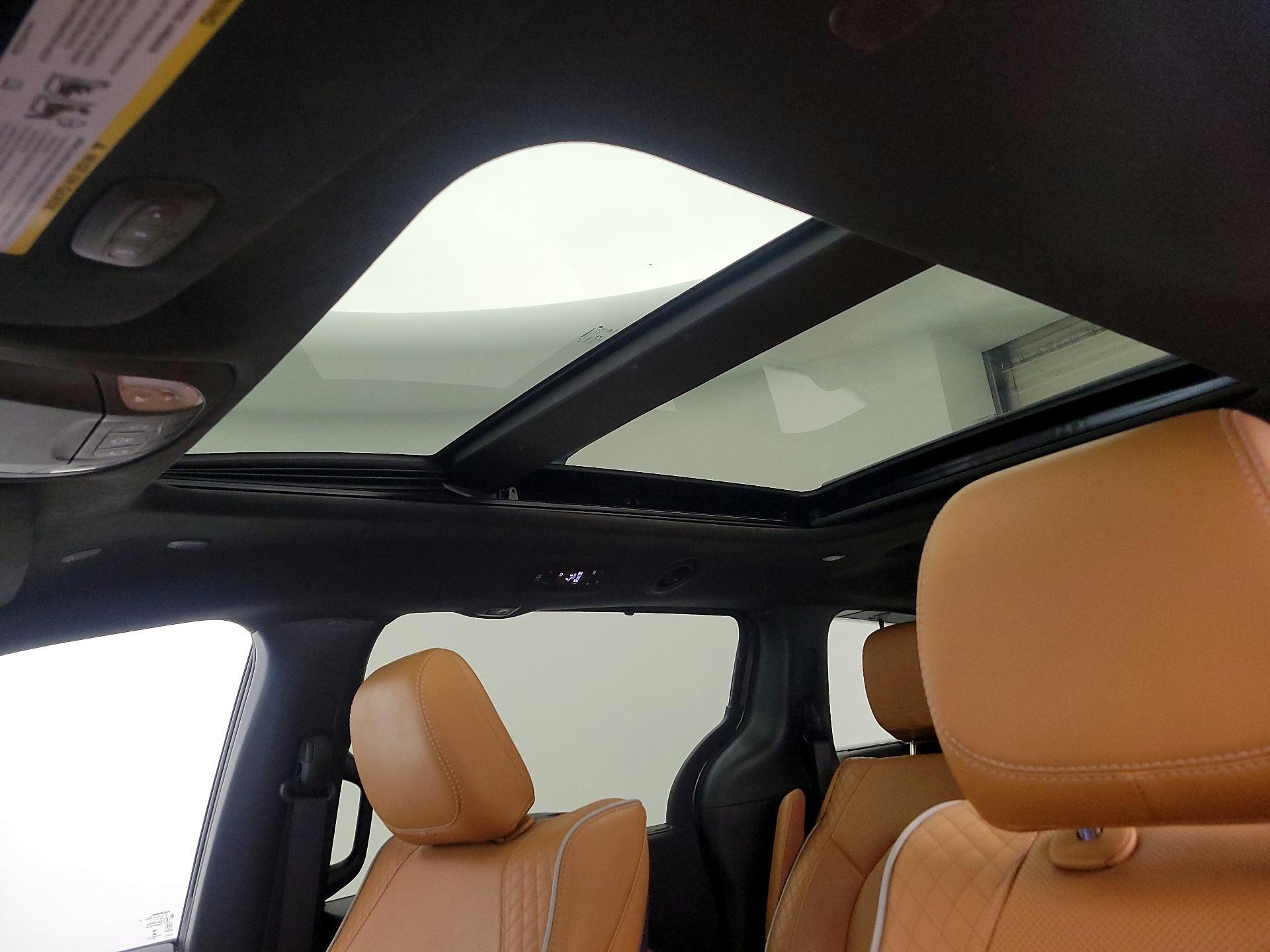 Thumbnail: 2022 Chrysler Pacifica - 20