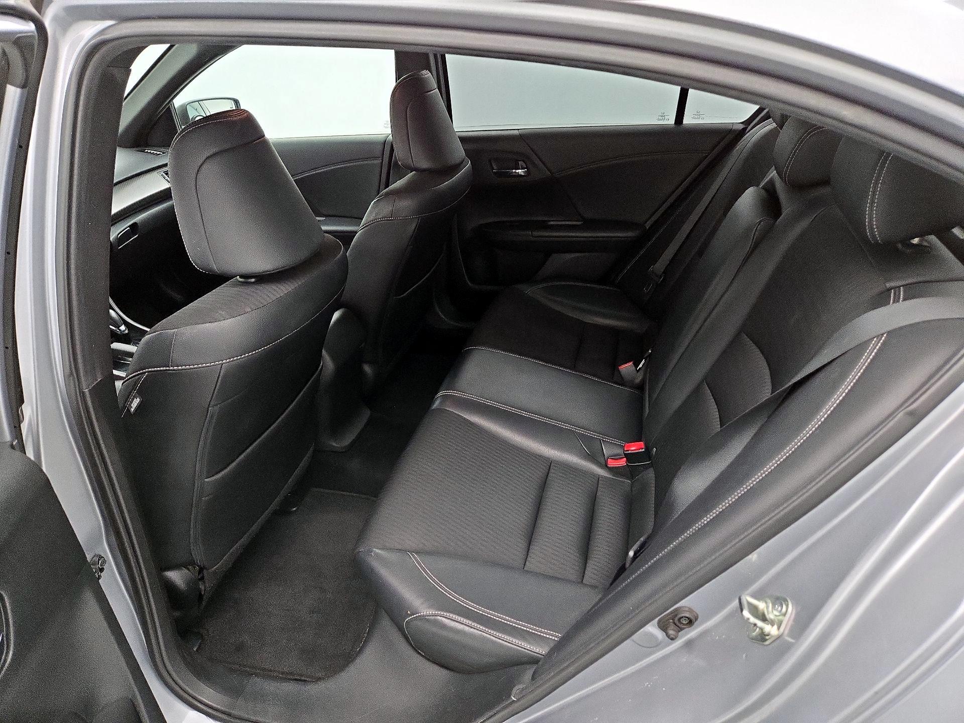 Thumbnail: 2016 Honda Accord - 19