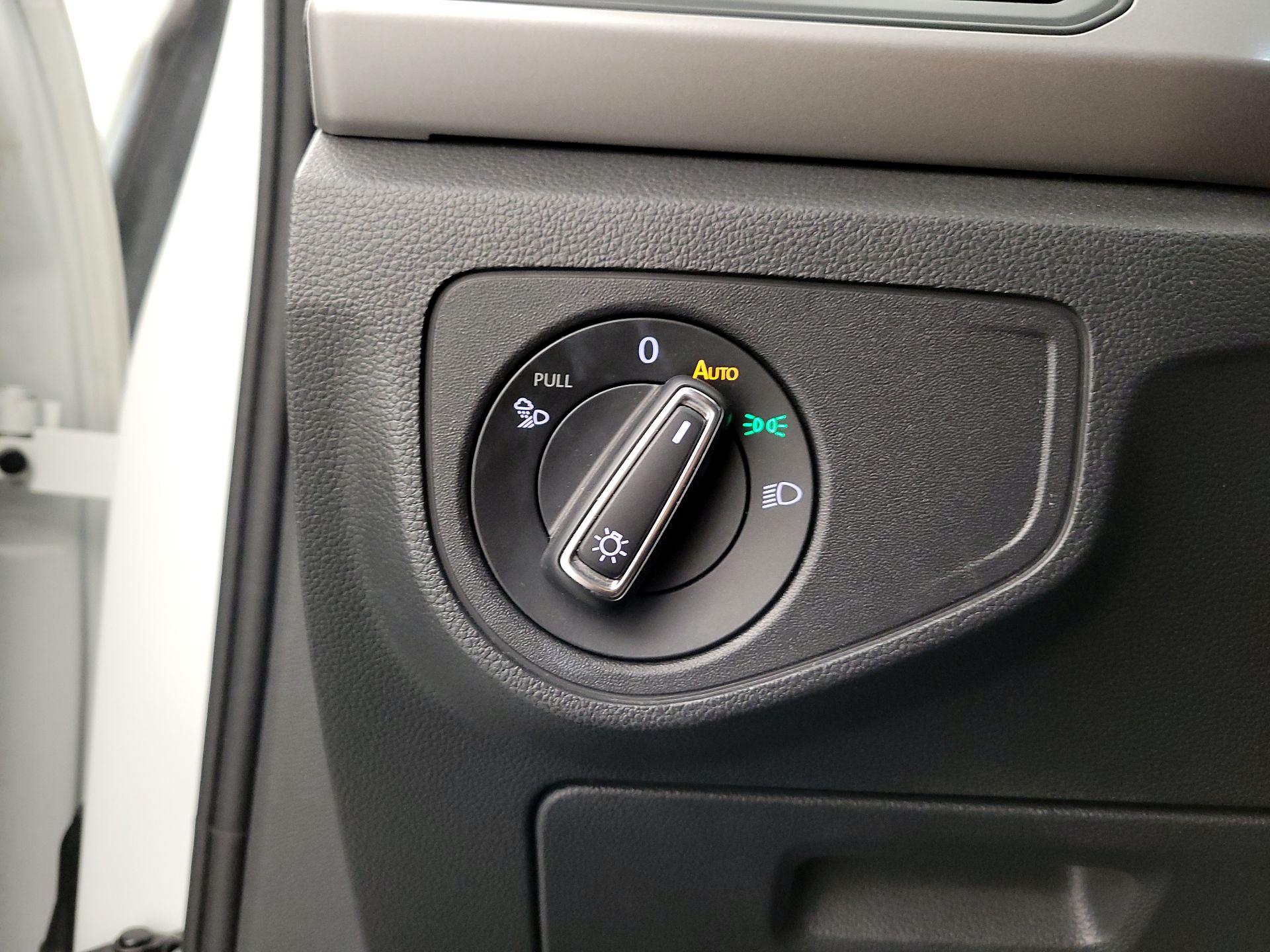 Thumbnail: 2020 Volkswagen Atlas - 13