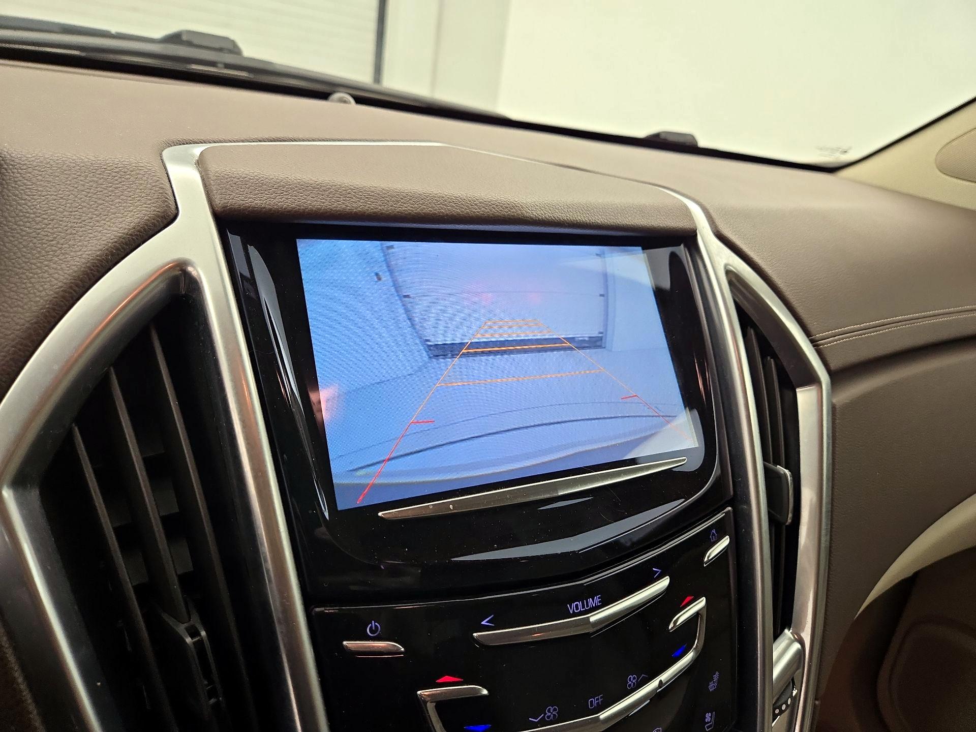 Thumbnail: 2015 Cadillac SRX - 15