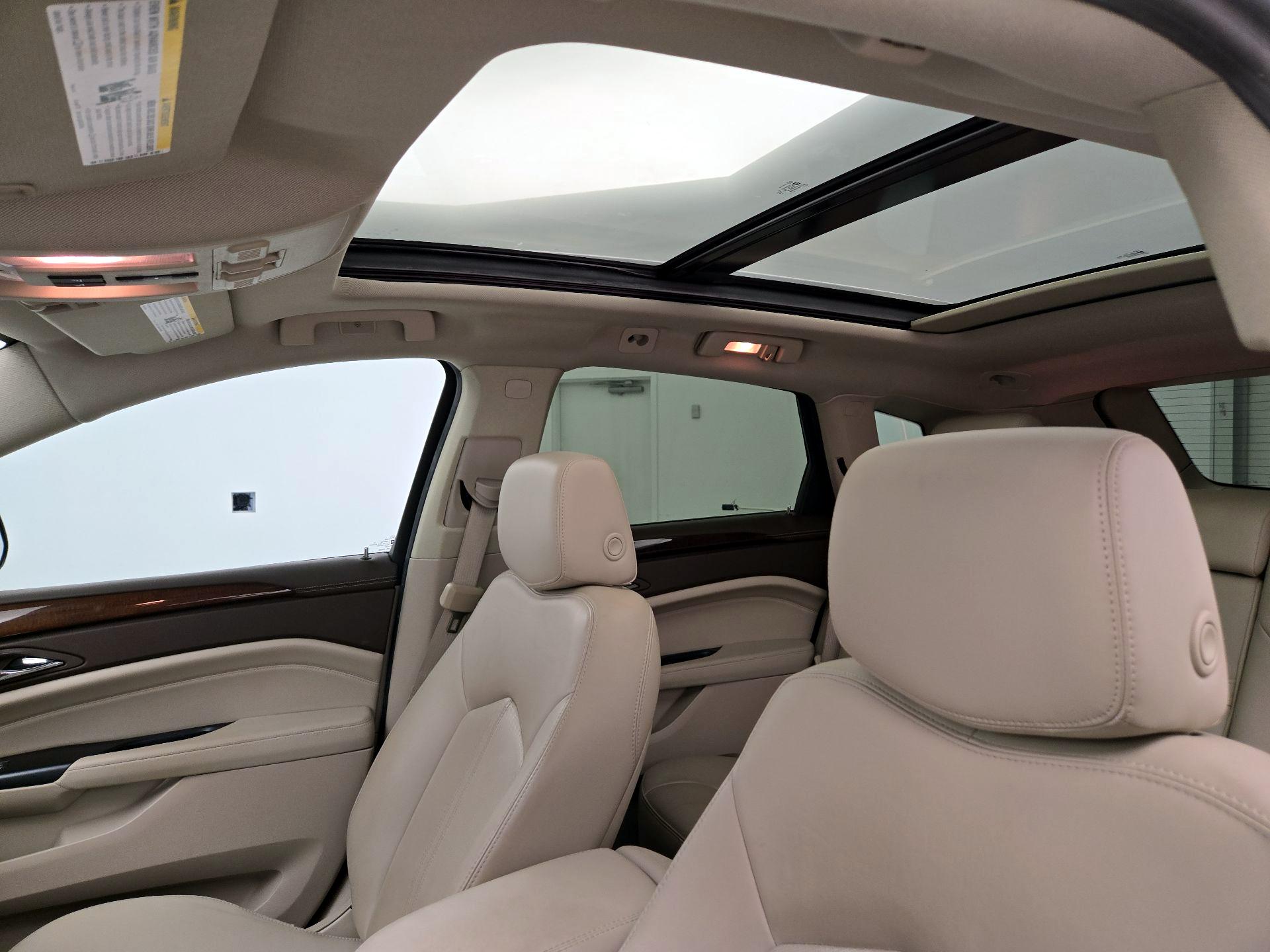 Thumbnail: 2015 Cadillac SRX - 20