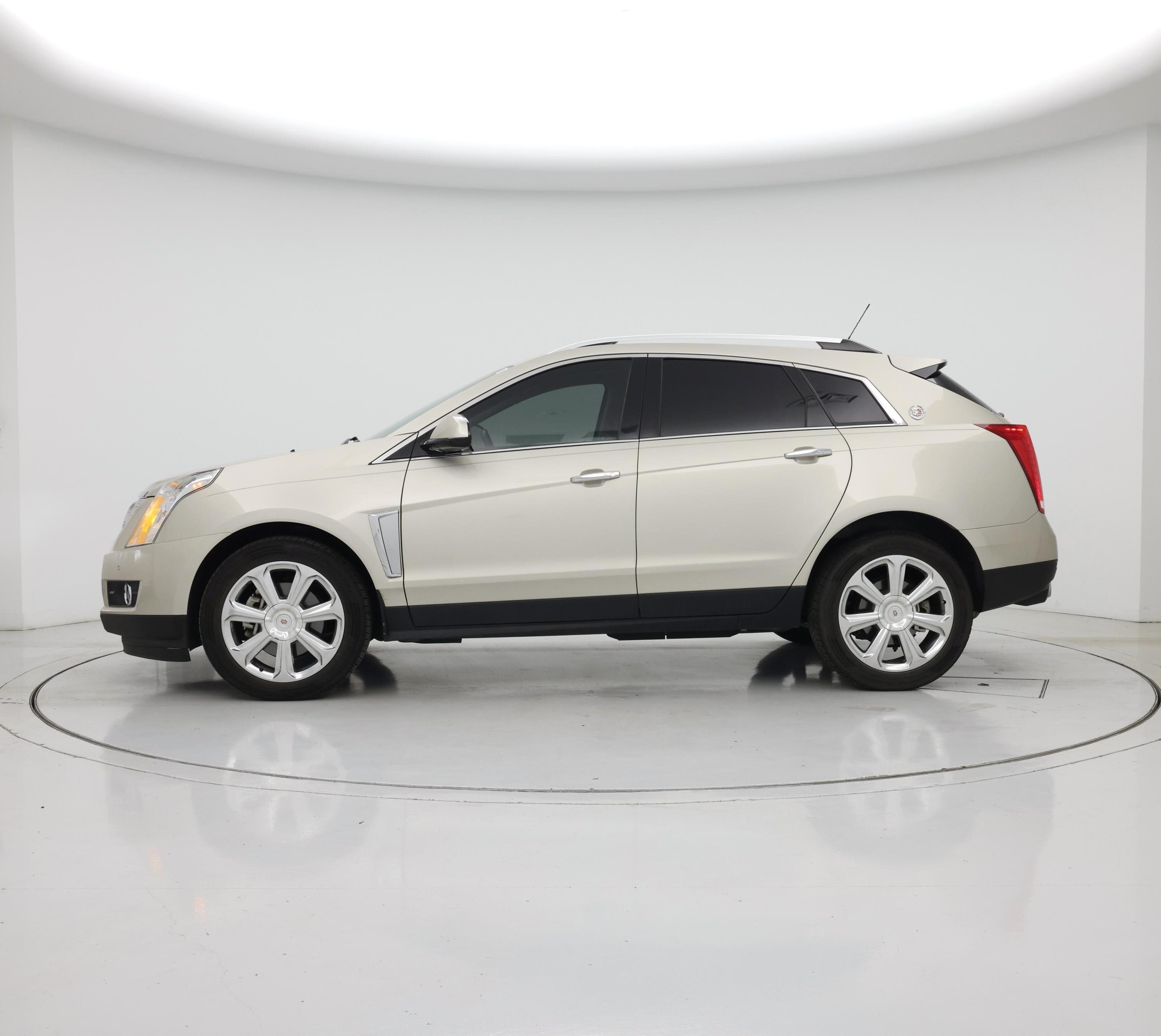 Thumbnail: 2015 Cadillac SRX - 3