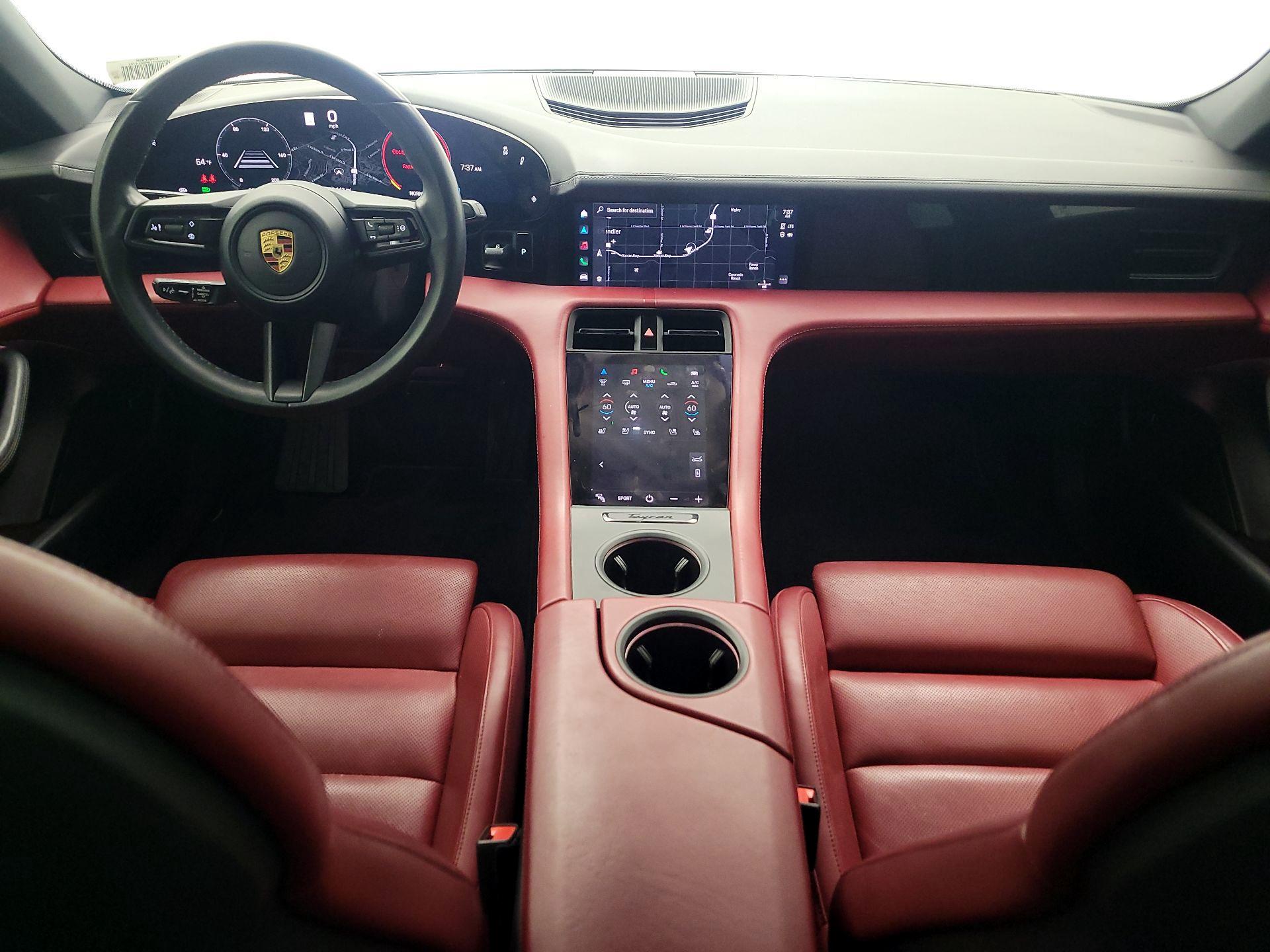 Thumbnail: 2021 Porsche Taycan - 9