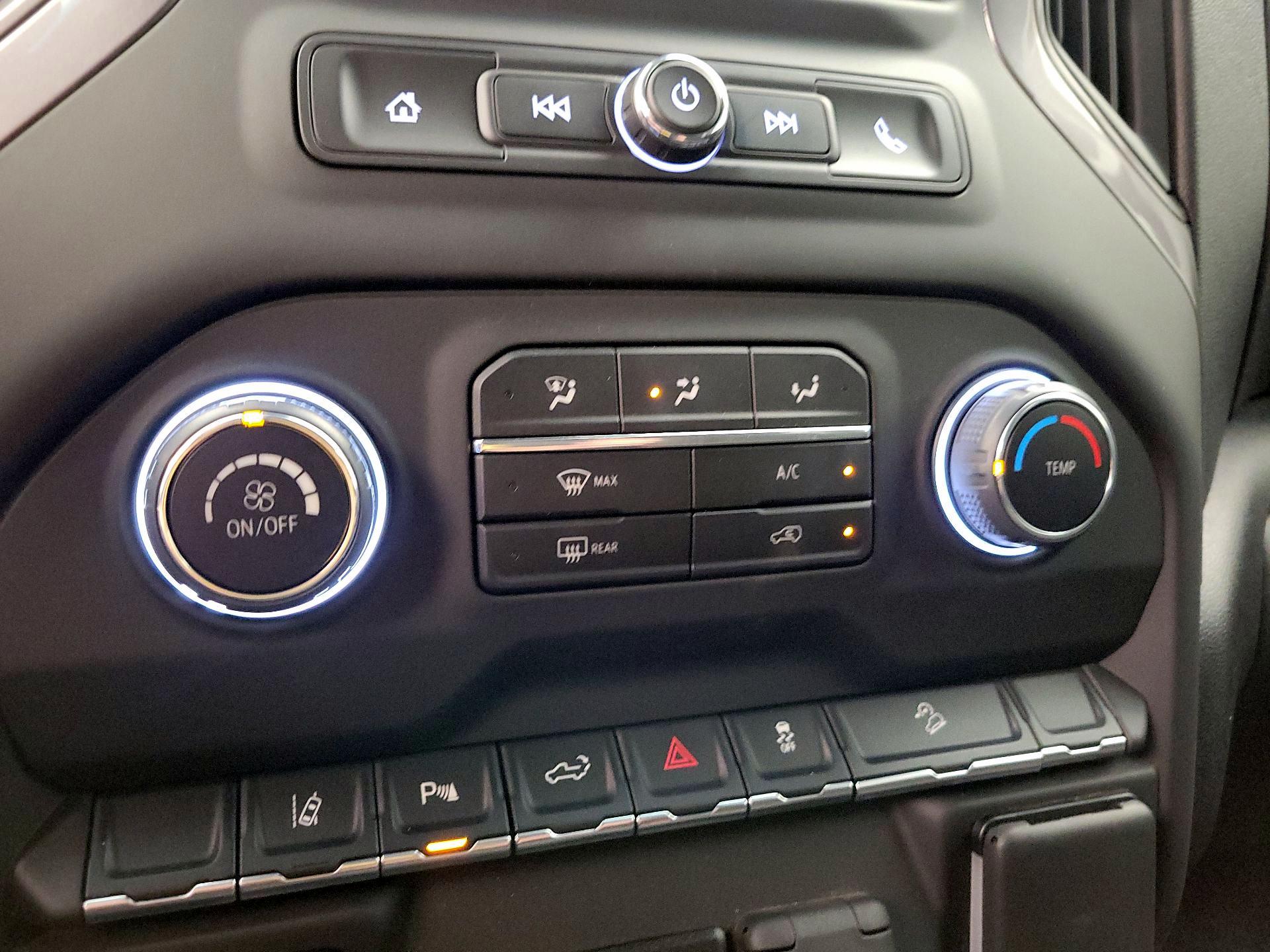 Thumbnail: 2024 Chevrolet Silverado 2500 - 16