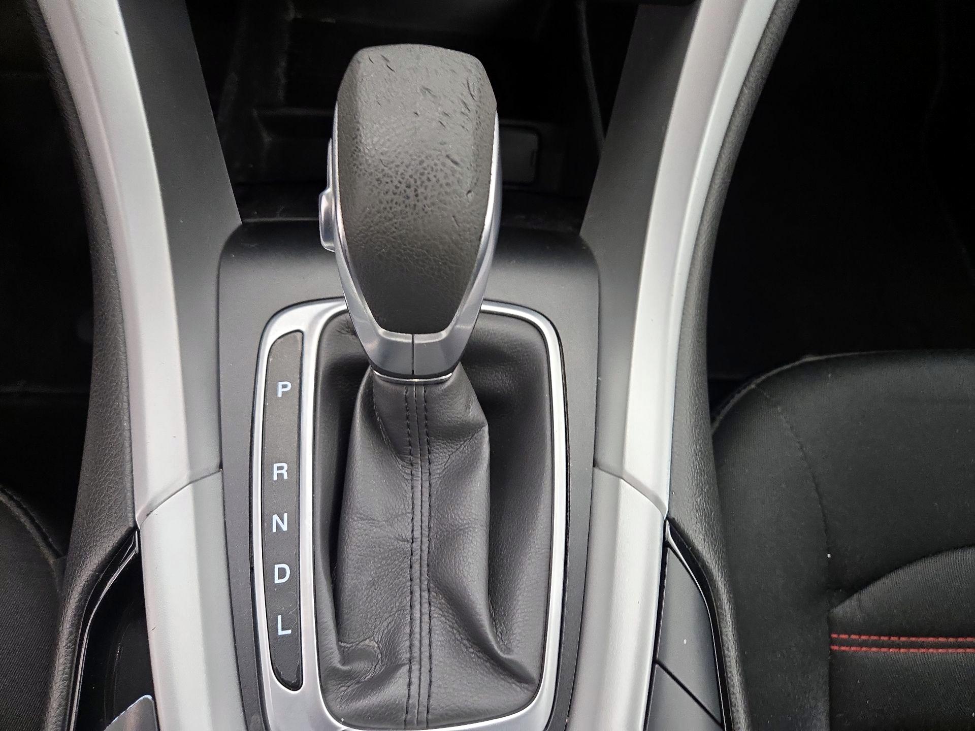 Thumbnail: 2016 Ford Fusion - 18