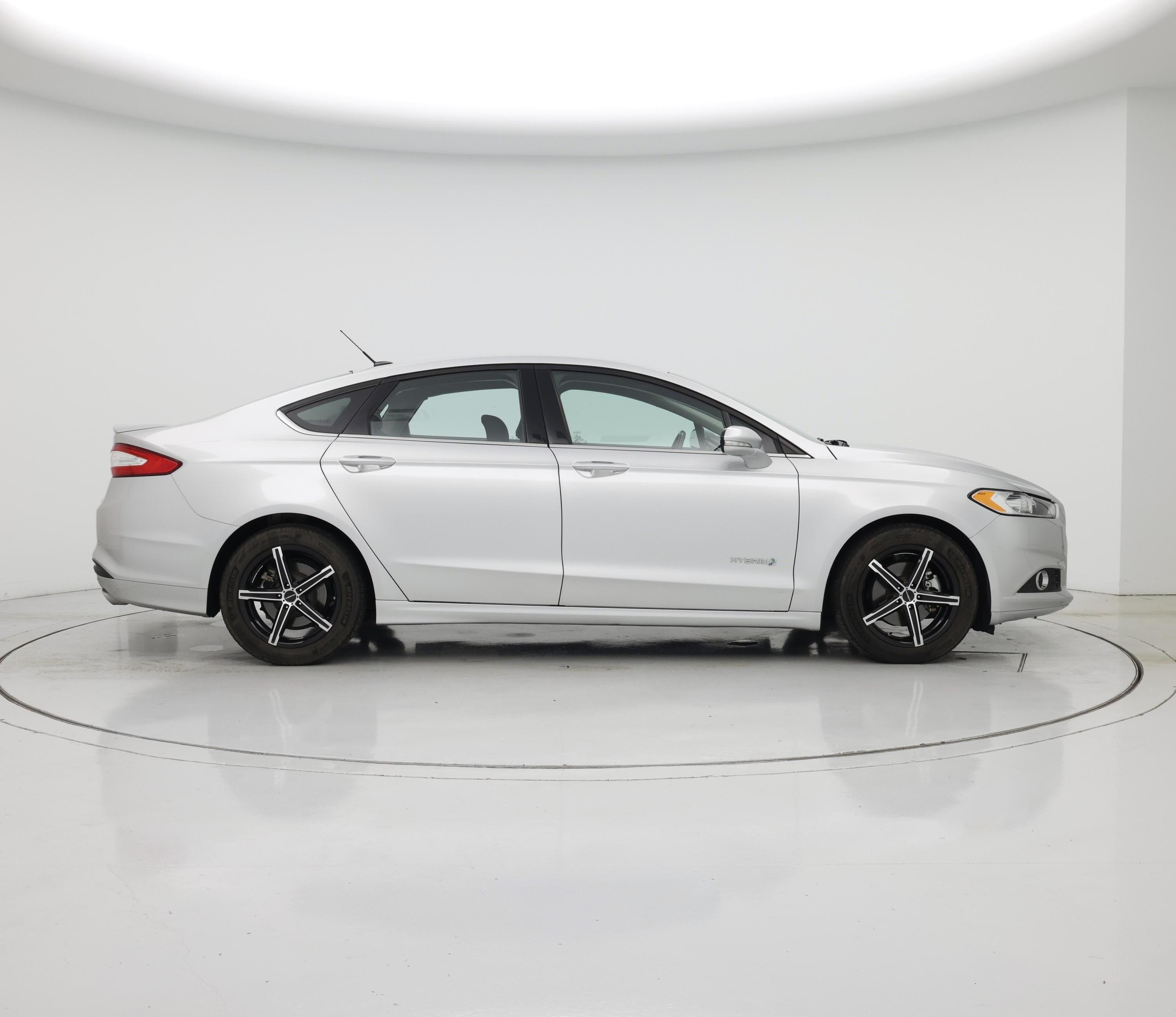 Thumbnail: 2016 Ford Fusion - 7