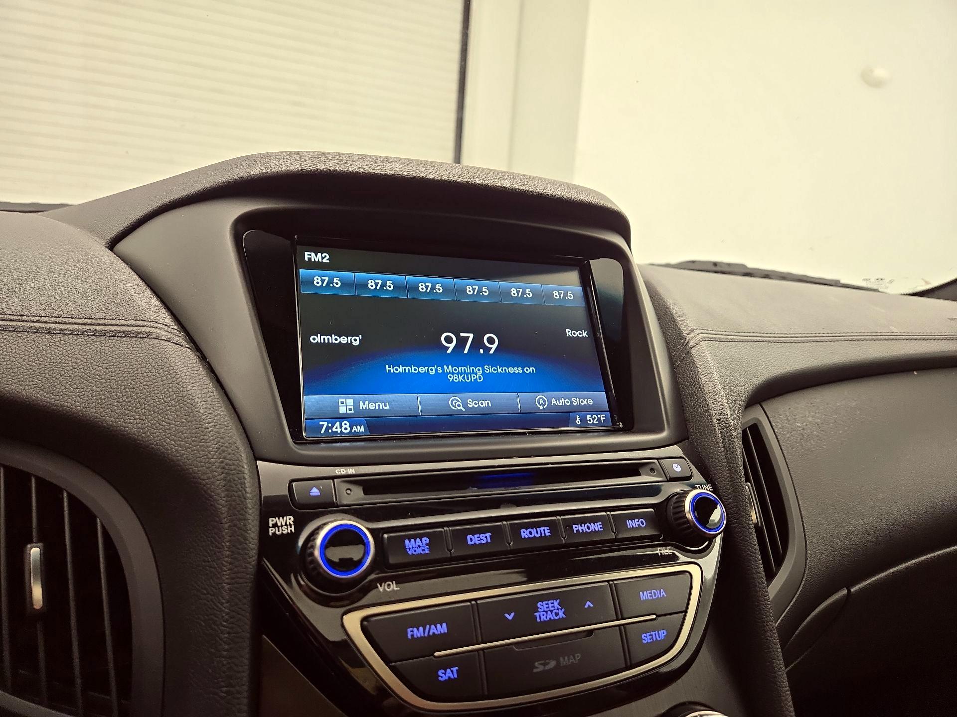 Thumbnail: 2016 Hyundai Genesis - 15