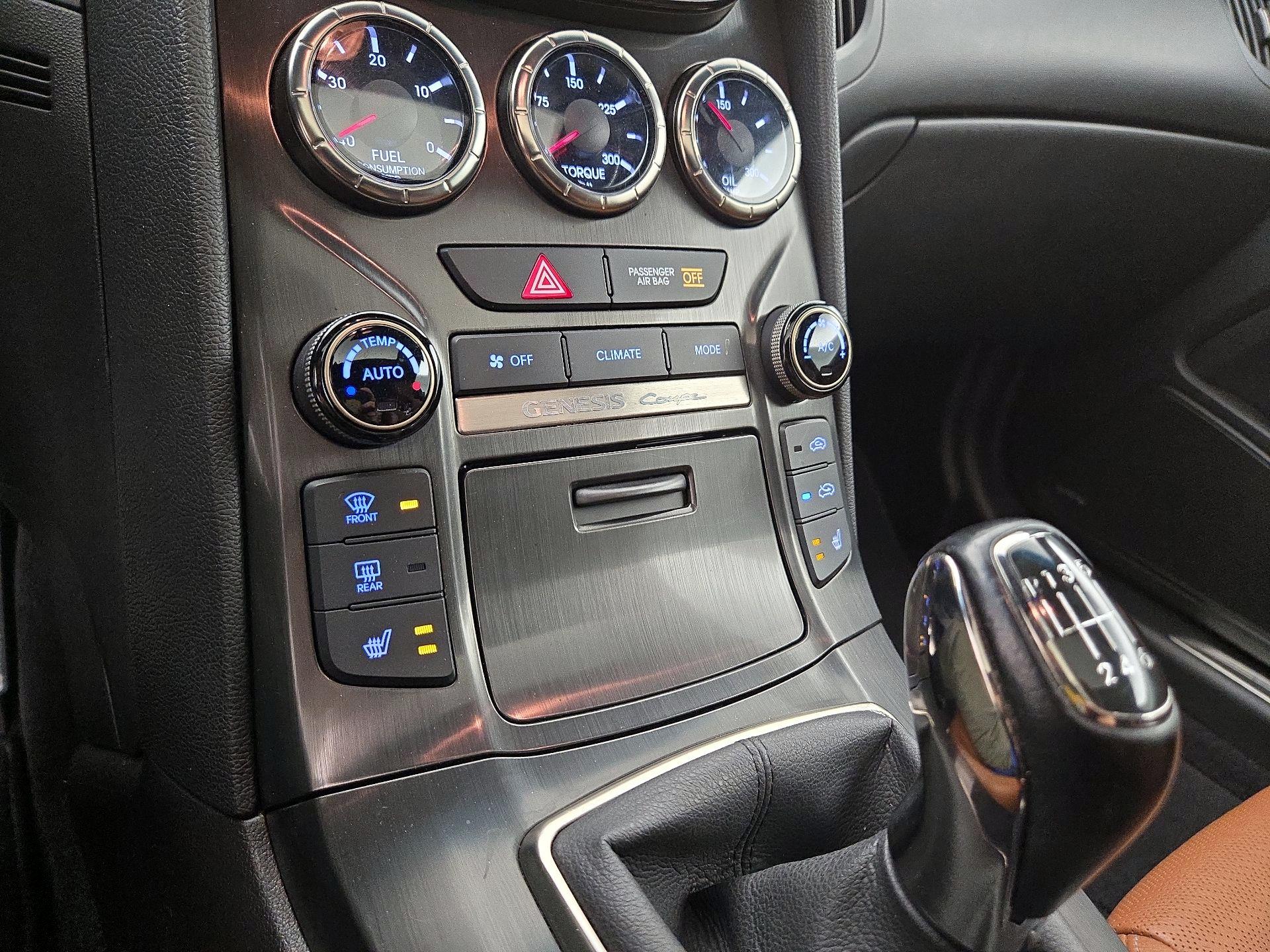 Thumbnail: 2016 Hyundai Genesis - 16