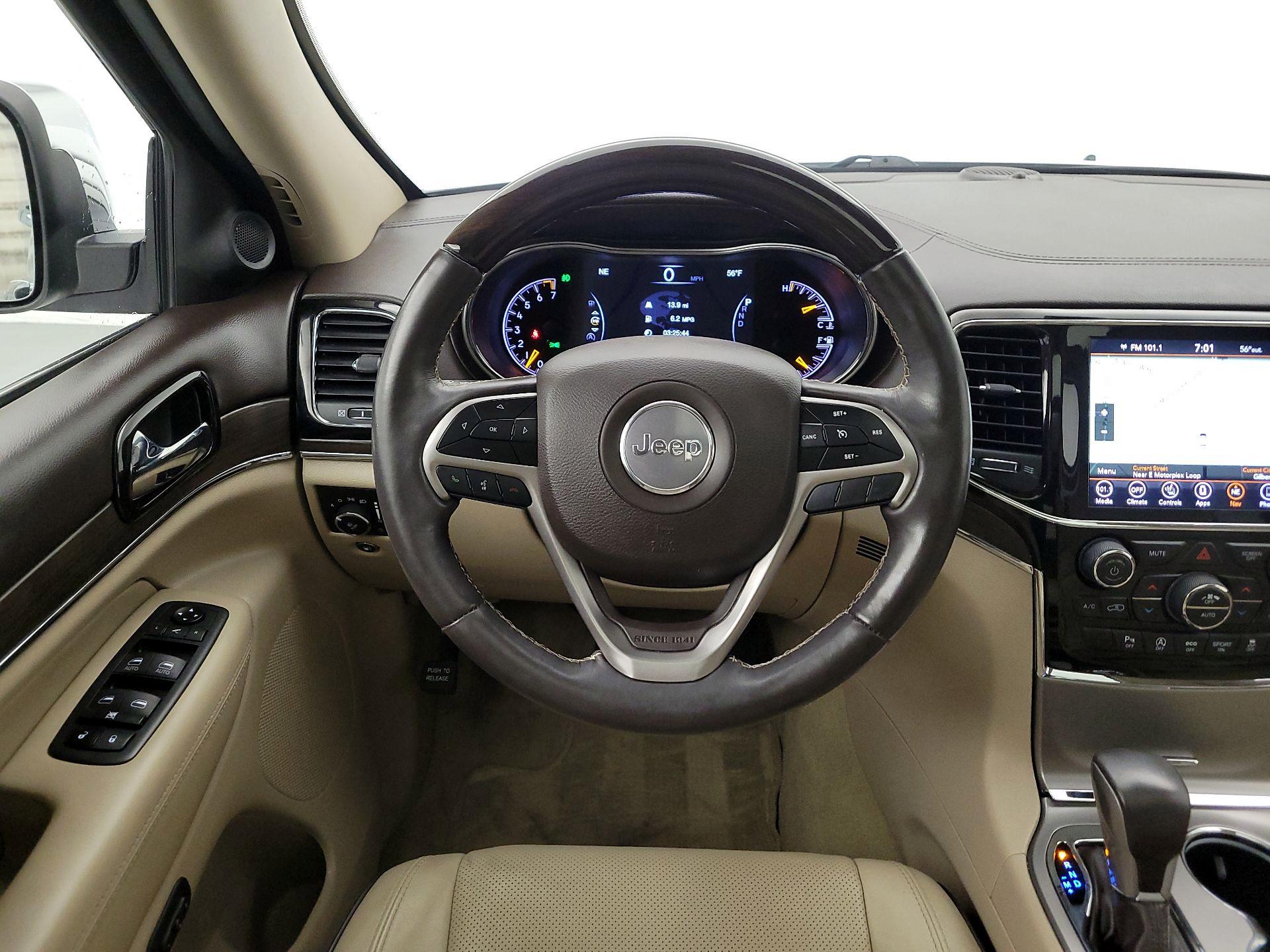 Thumbnail: 2021 Jeep Grand Cherokee - 10