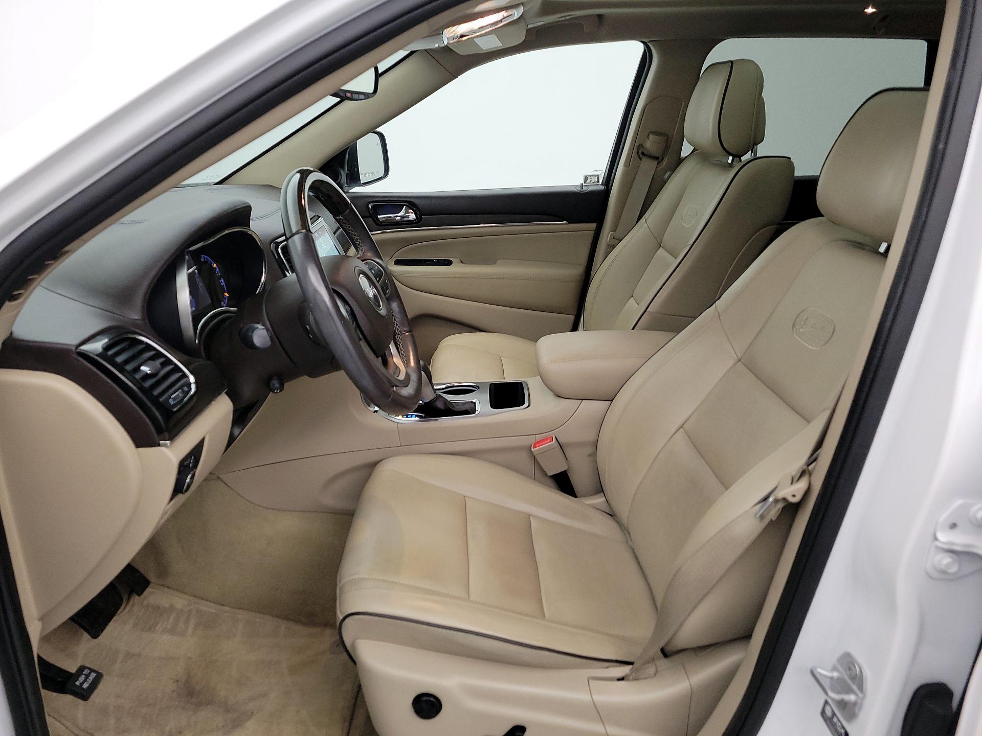 Thumbnail: 2021 Jeep Grand Cherokee - 11