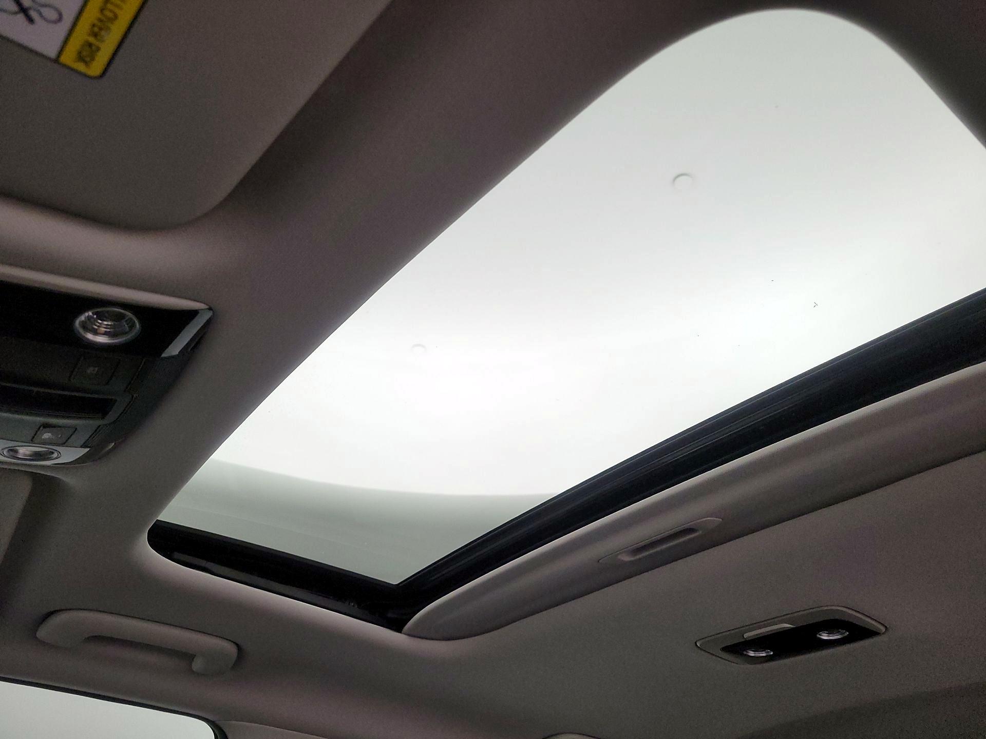 Thumbnail: 2023 Kia Seltos - 20