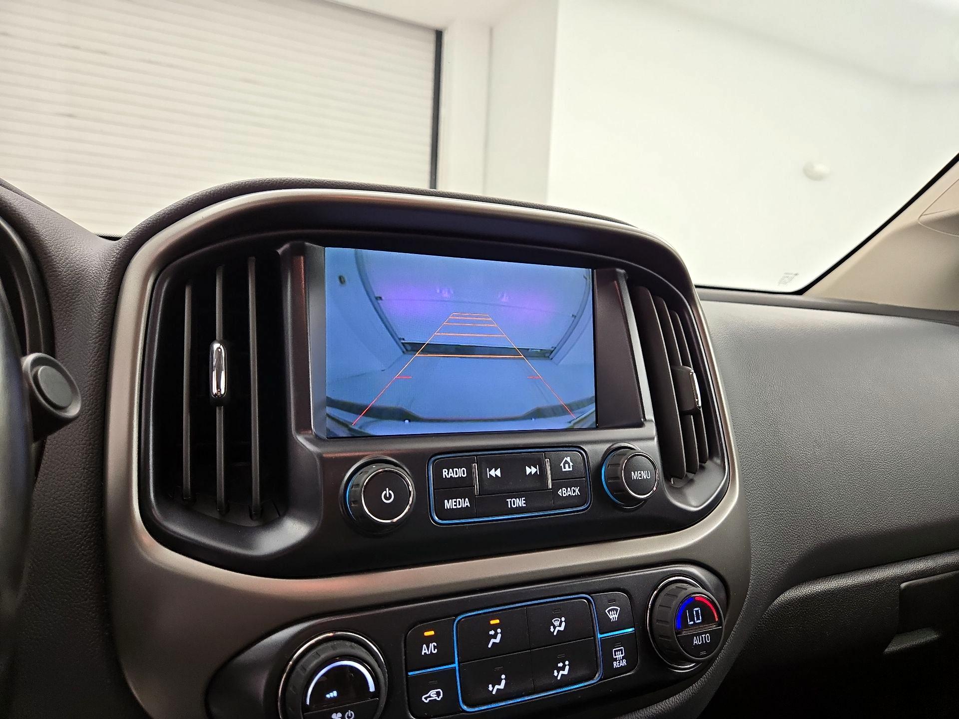 Thumbnail: 2015 Chevrolet Colorado - 12