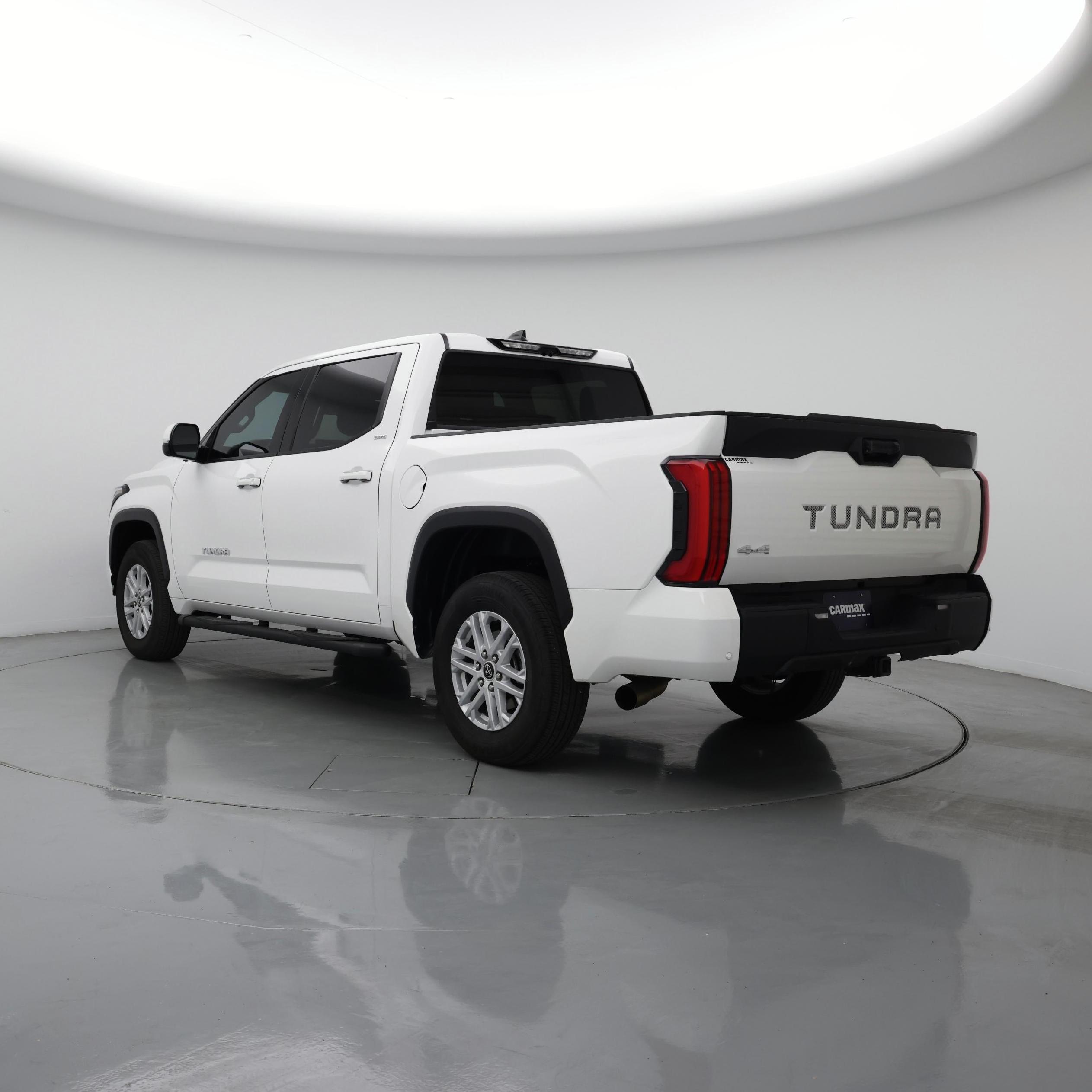 Thumbnail: 2022 Toyota Tundra - 2