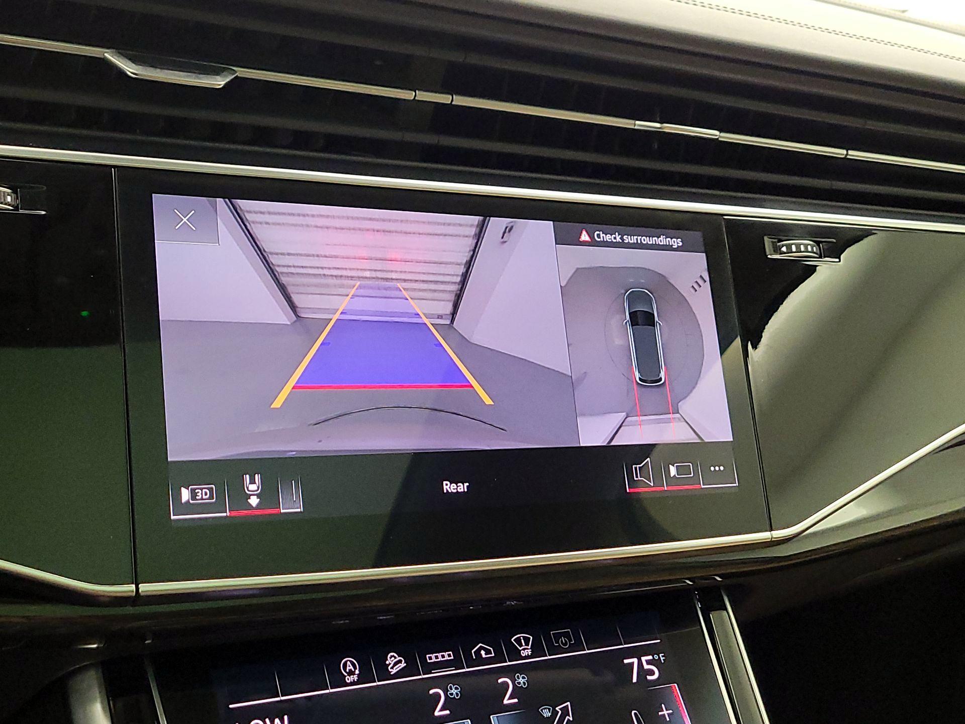 Thumbnail: 2022 Audi Q7 - 14