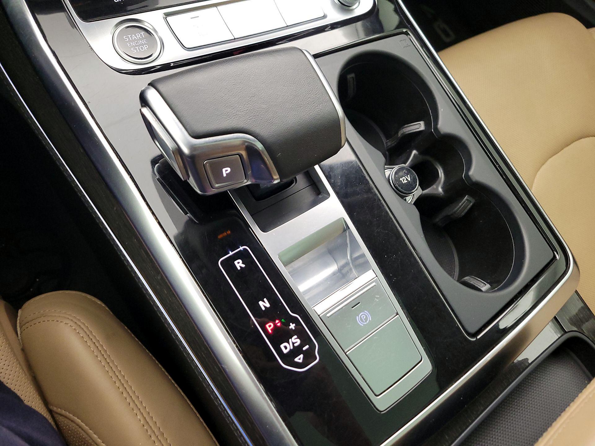 Thumbnail: 2022 Audi Q7 - 17