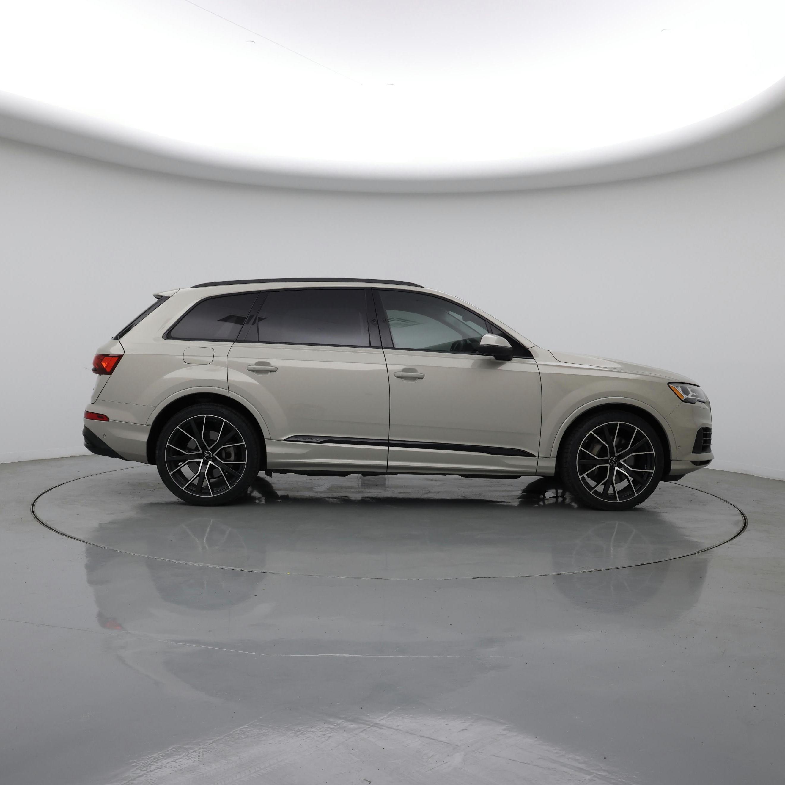 Thumbnail: 2022 Audi Q7 - 7