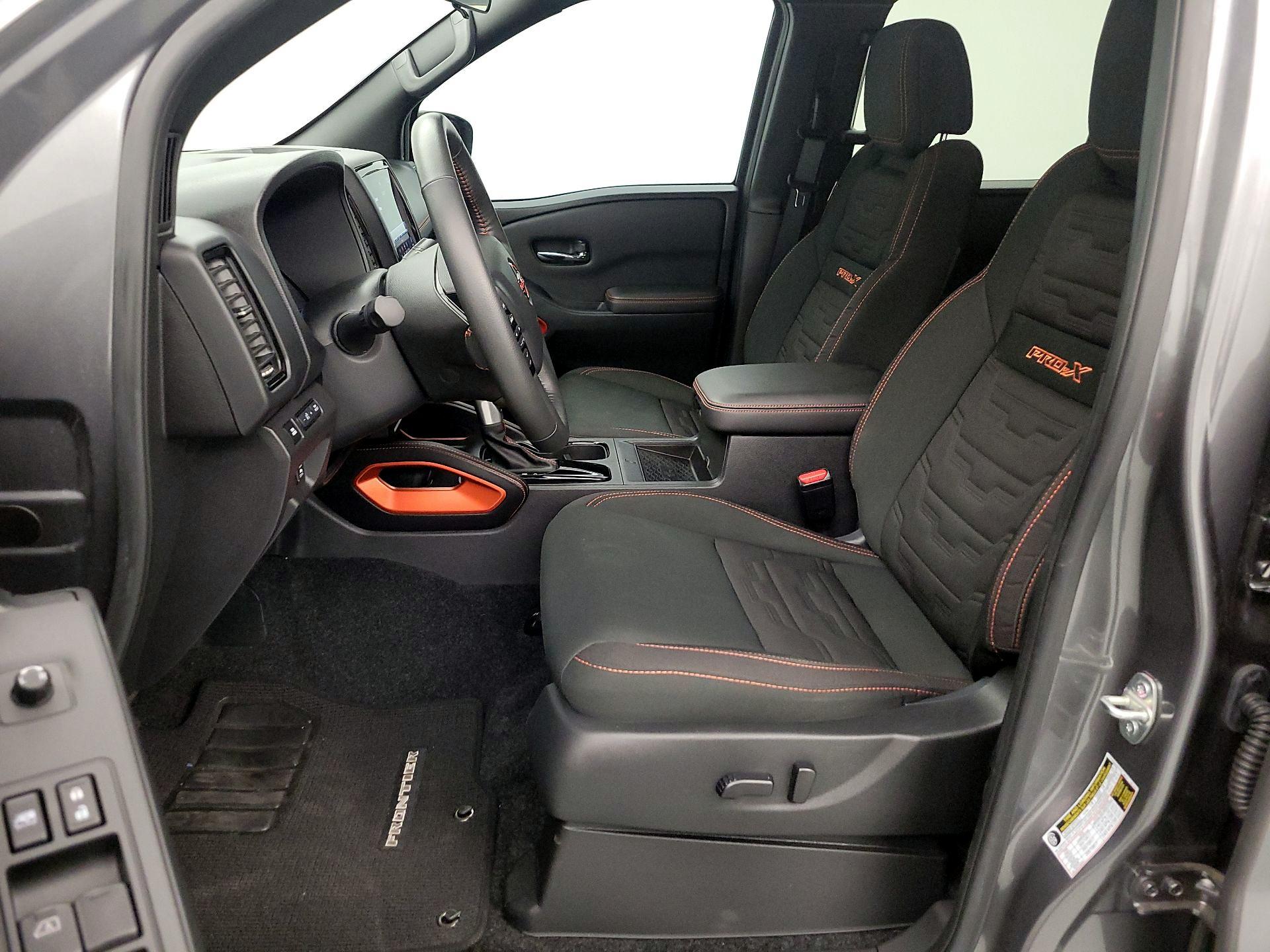 Thumbnail: 2024 Nissan Frontier - 11