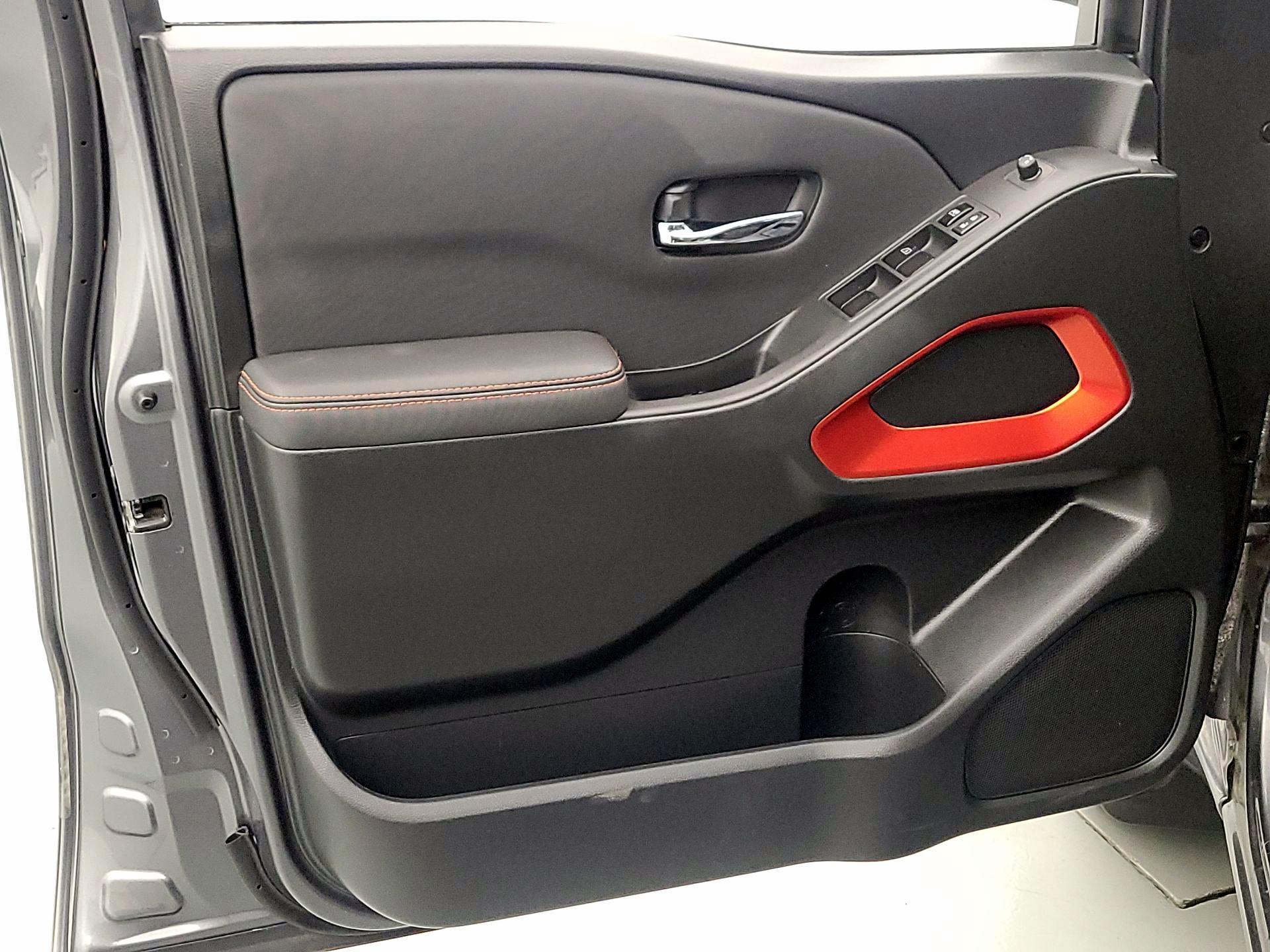 Thumbnail: 2024 Nissan Frontier - 12