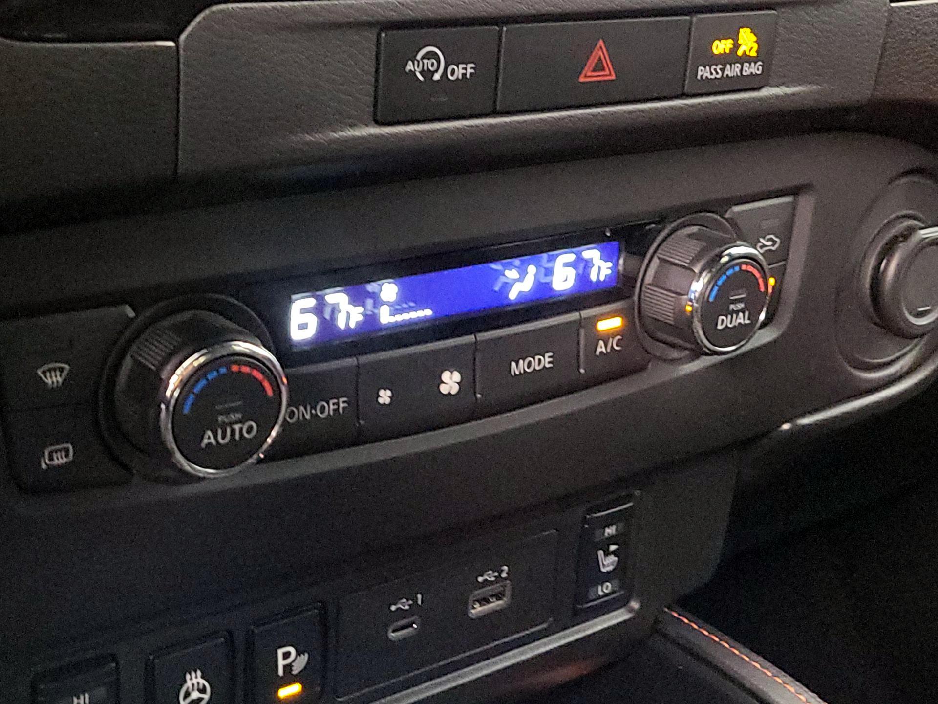 Thumbnail: 2024 Nissan Frontier - 16