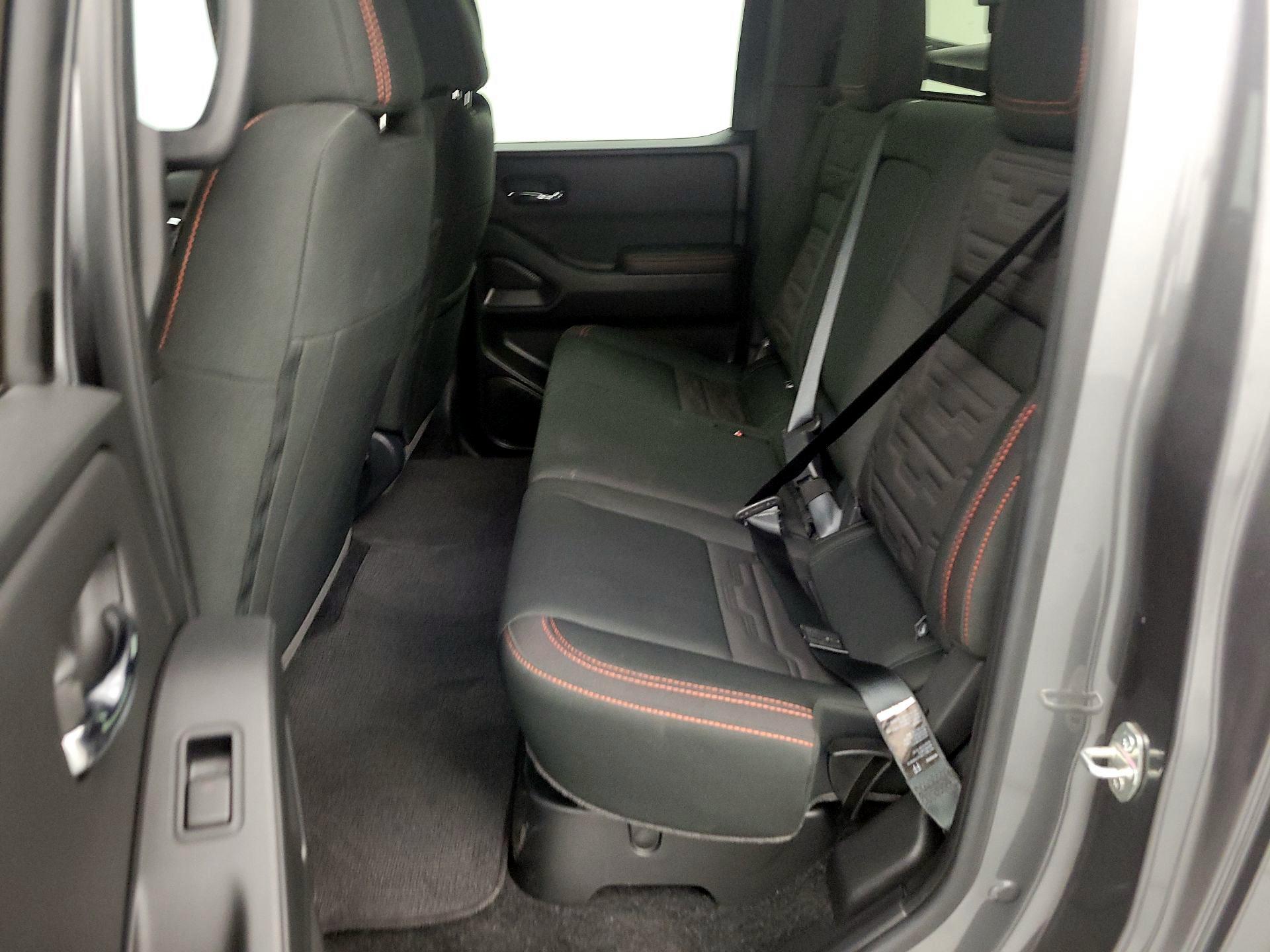 Thumbnail: 2024 Nissan Frontier - 19