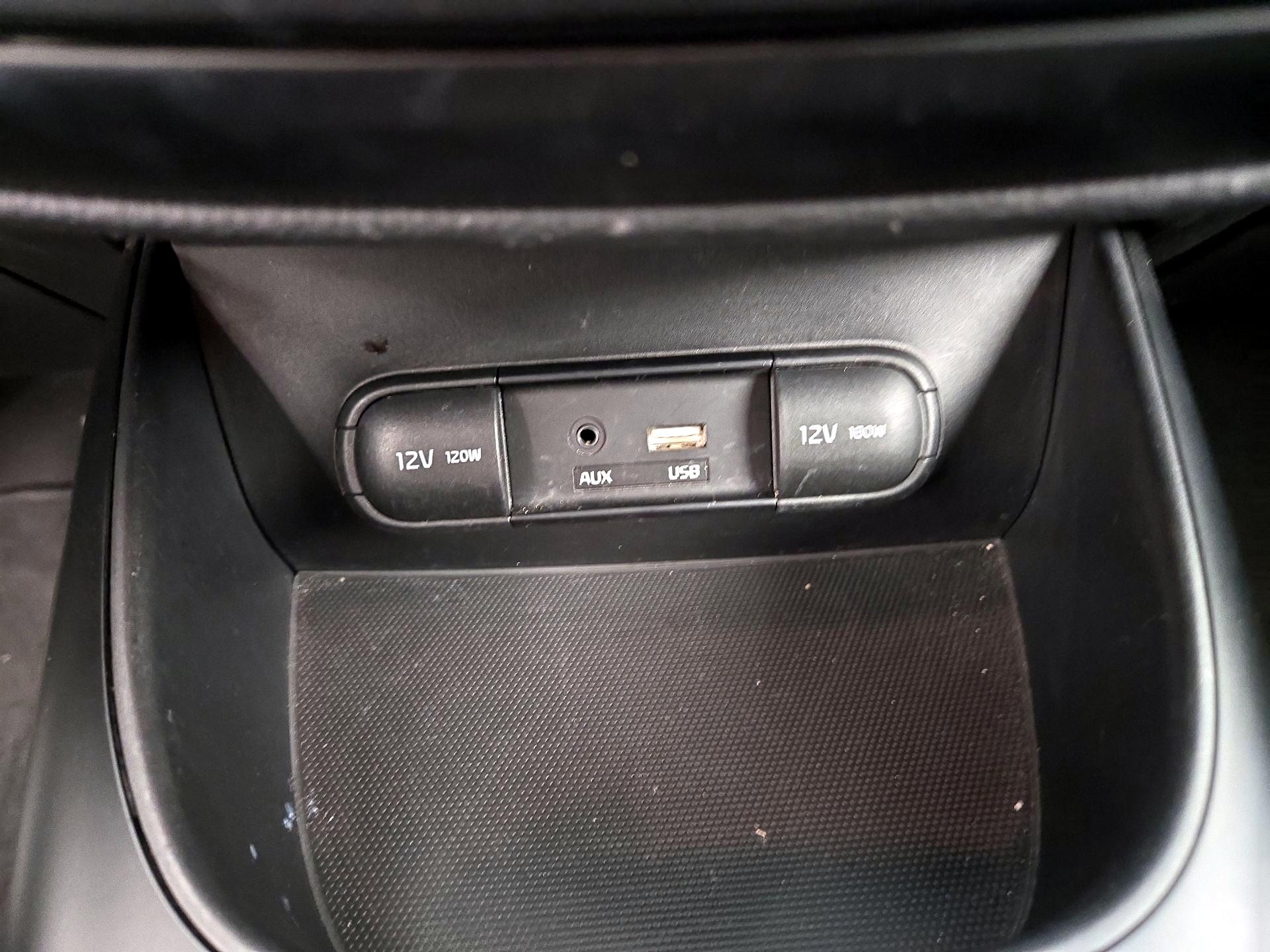 Thumbnail: 2016 Kia Soul - 17