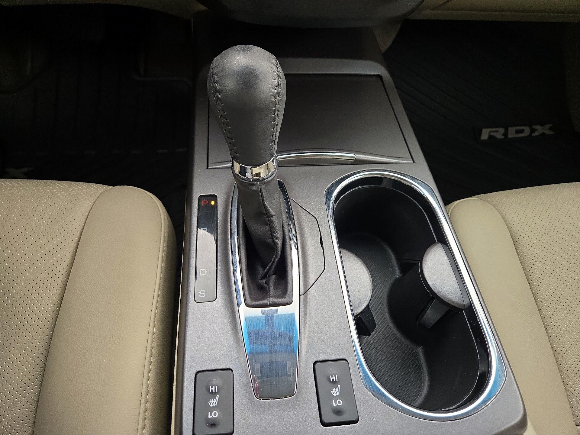 Thumbnail: 2015 Acura RDX - 18