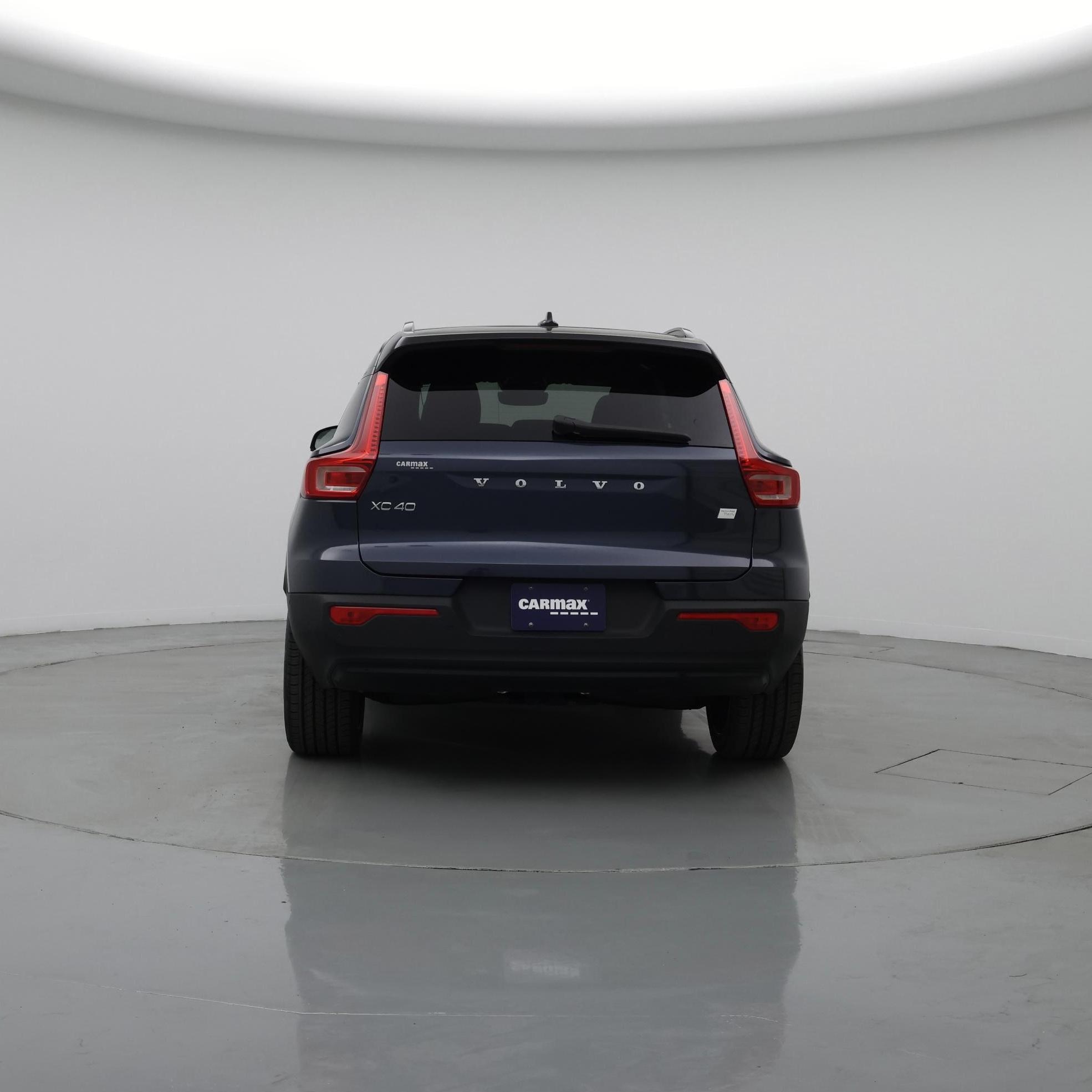 Thumbnail: 2022 Volvo XC40 - 6