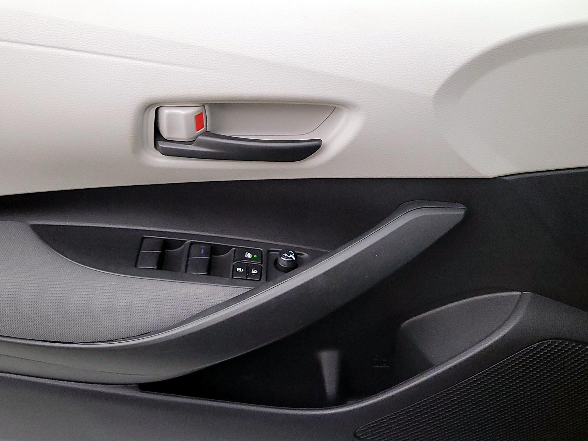 Thumbnail: 2022 Toyota Corolla - 12