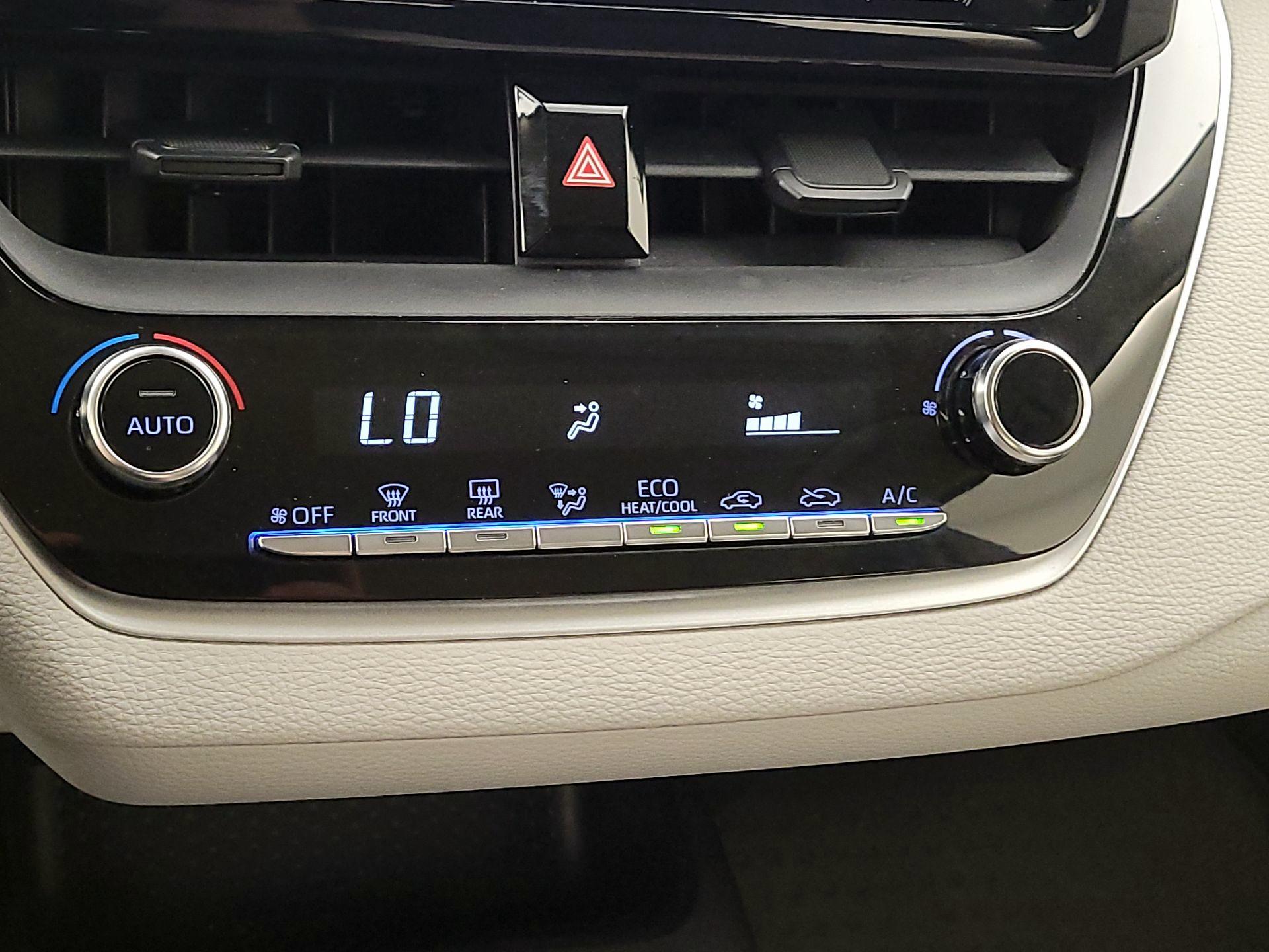 Thumbnail: 2022 Toyota Corolla - 16