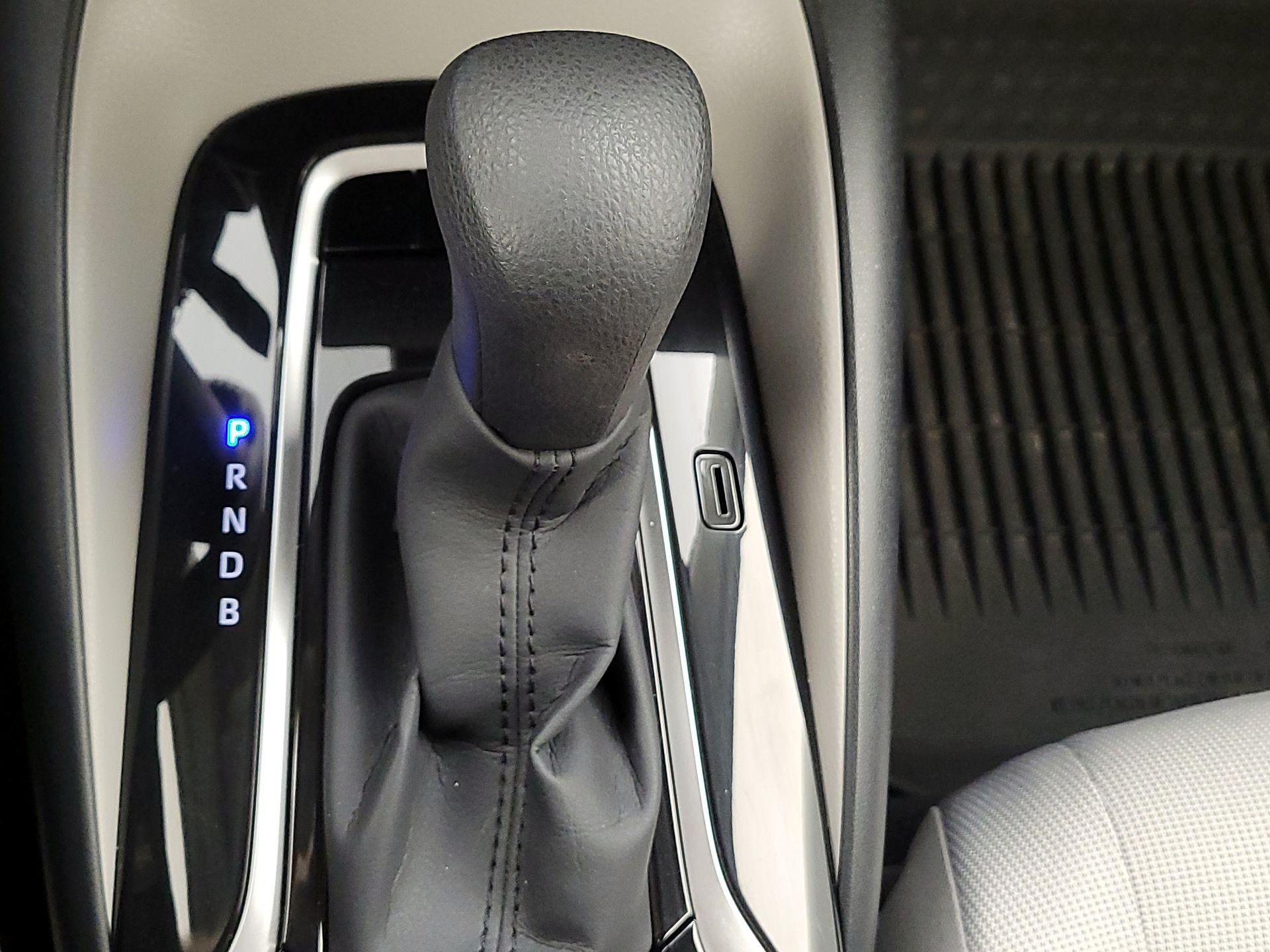 Thumbnail: 2022 Toyota Corolla - 17