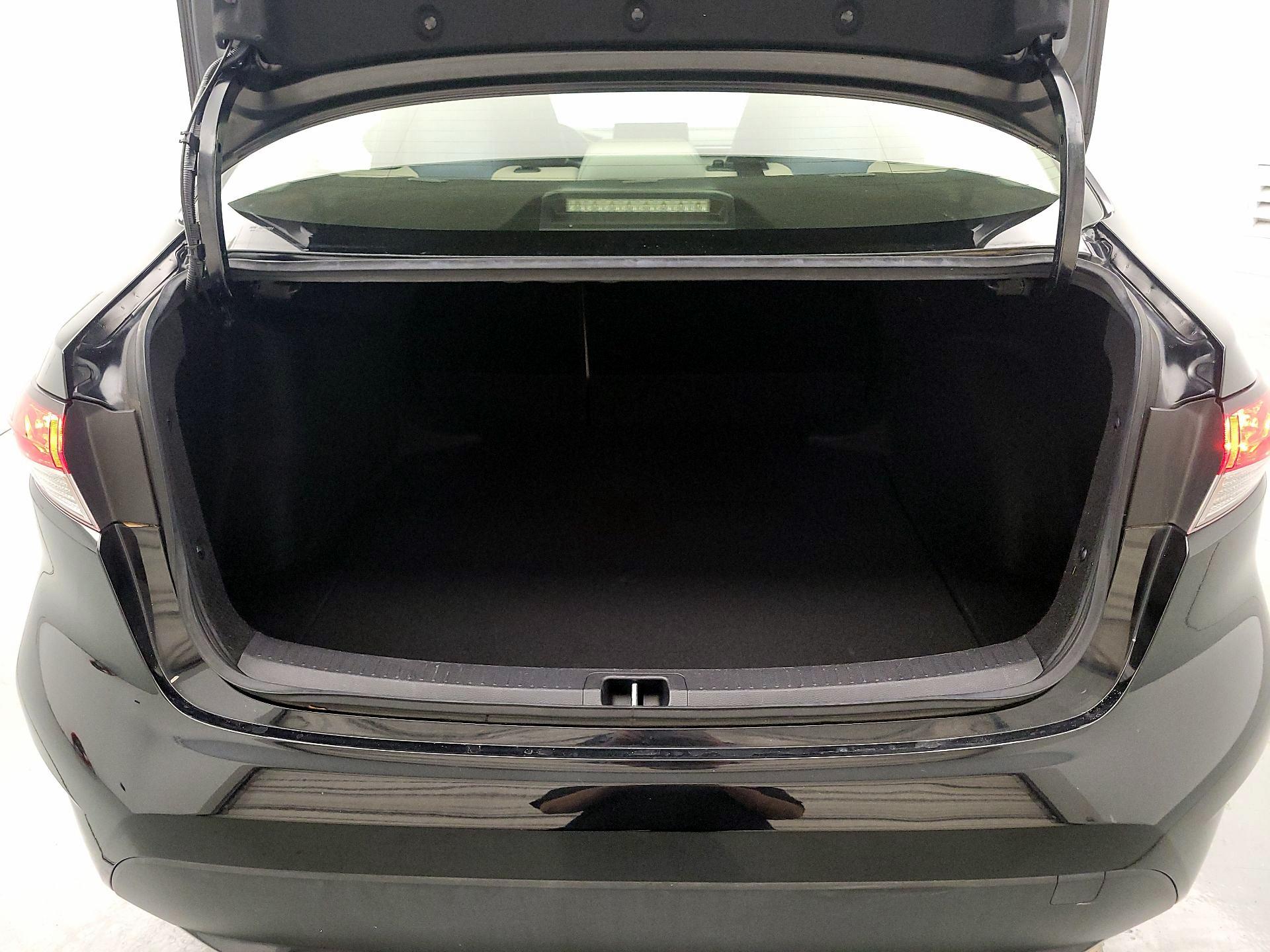 Thumbnail: 2022 Toyota Corolla - 20