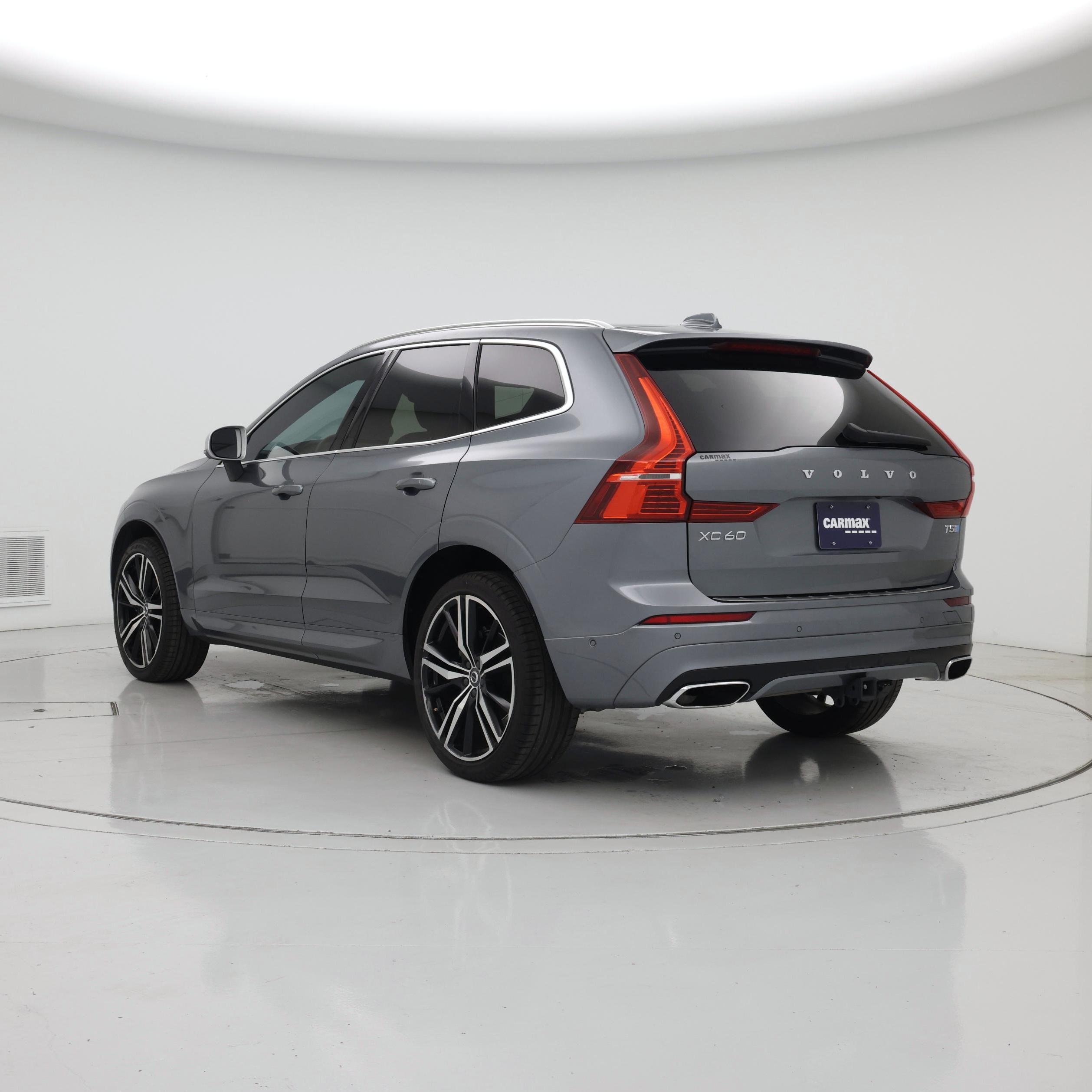 Thumbnail: 2019 Volvo XC60 - 2