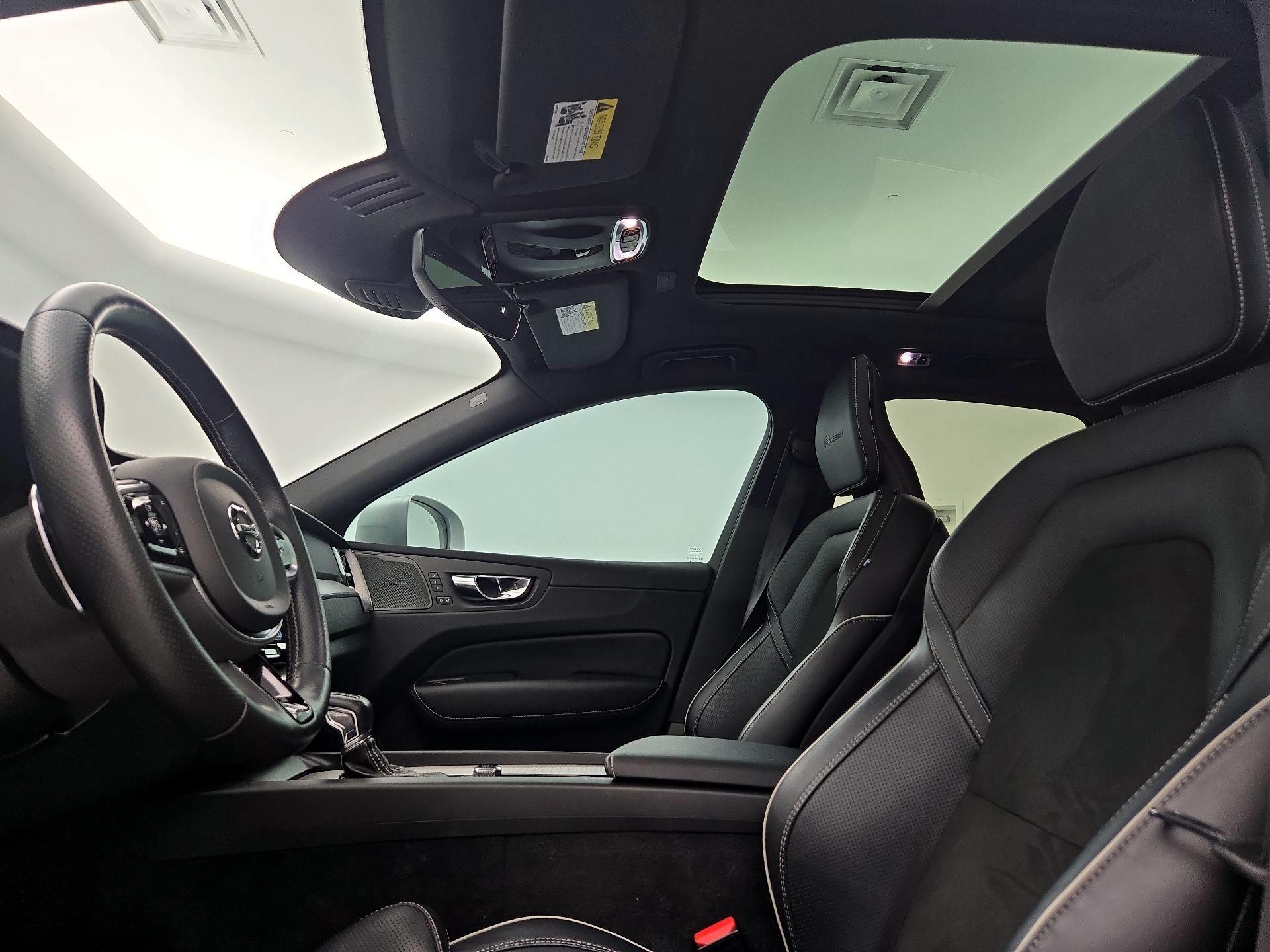 Thumbnail: 2019 Volvo XC60 - 20