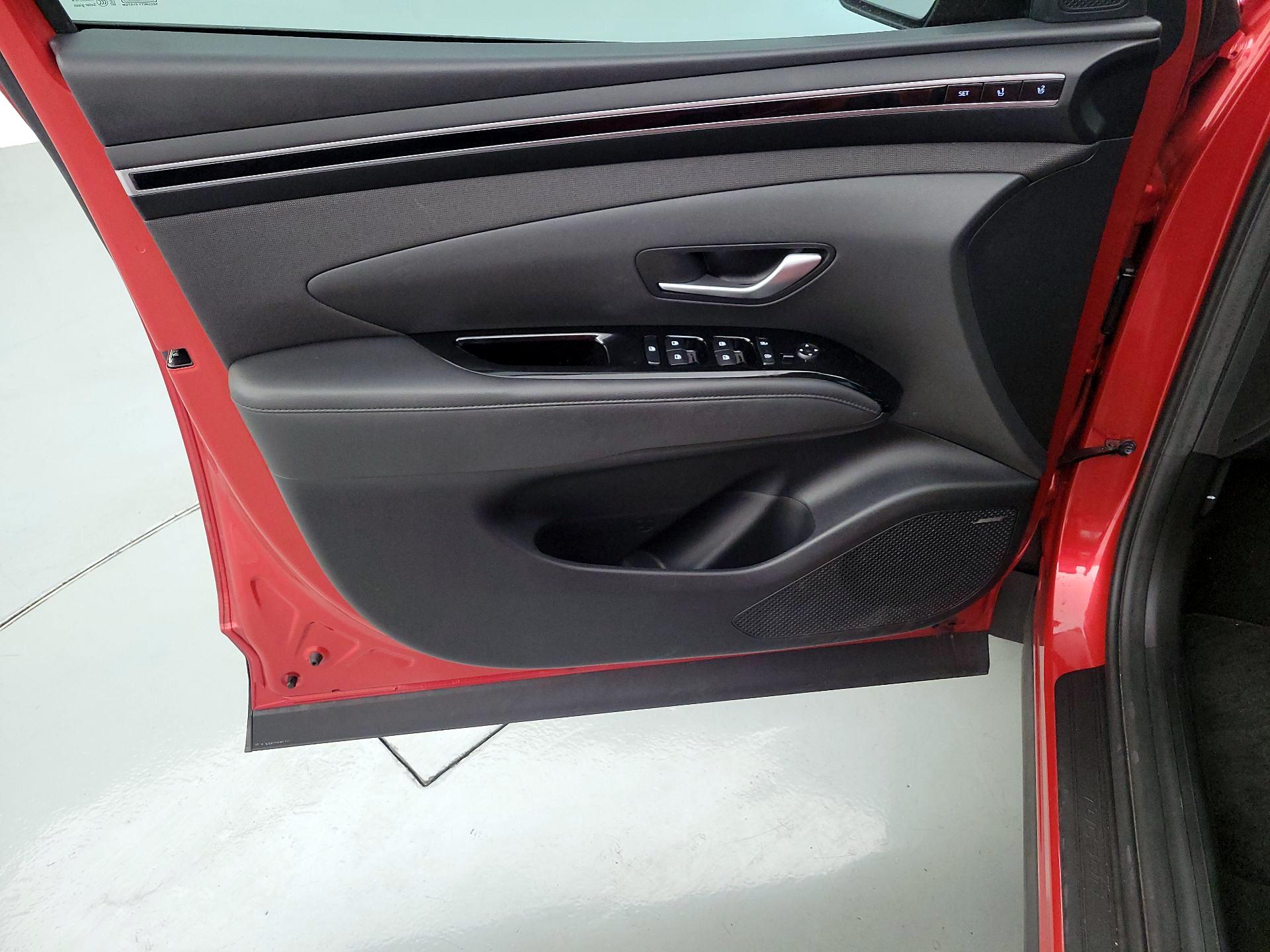 Thumbnail: 2023 Hyundai Tucson - 12