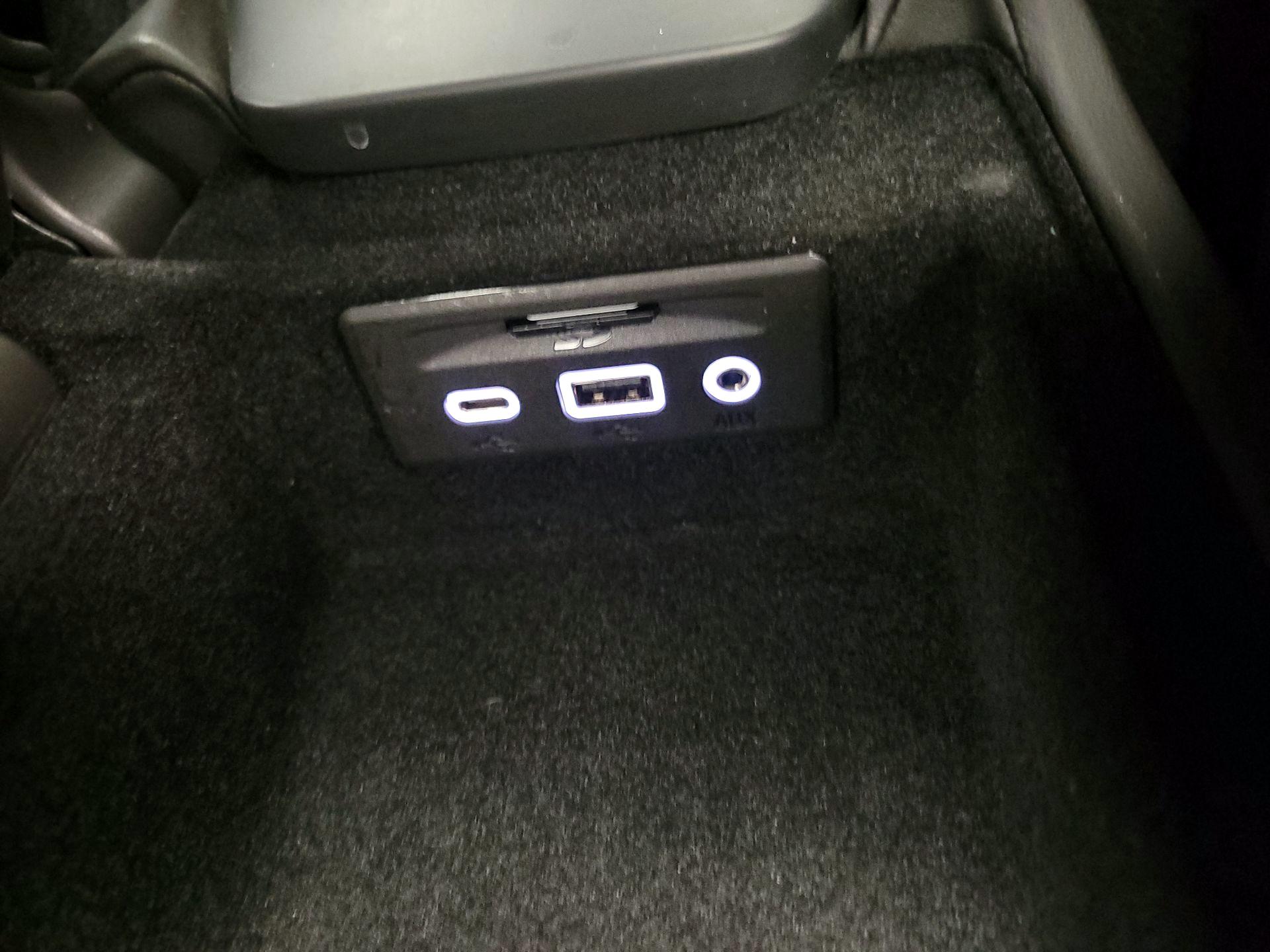 Thumbnail: 2023 Chevrolet Corvette - 18